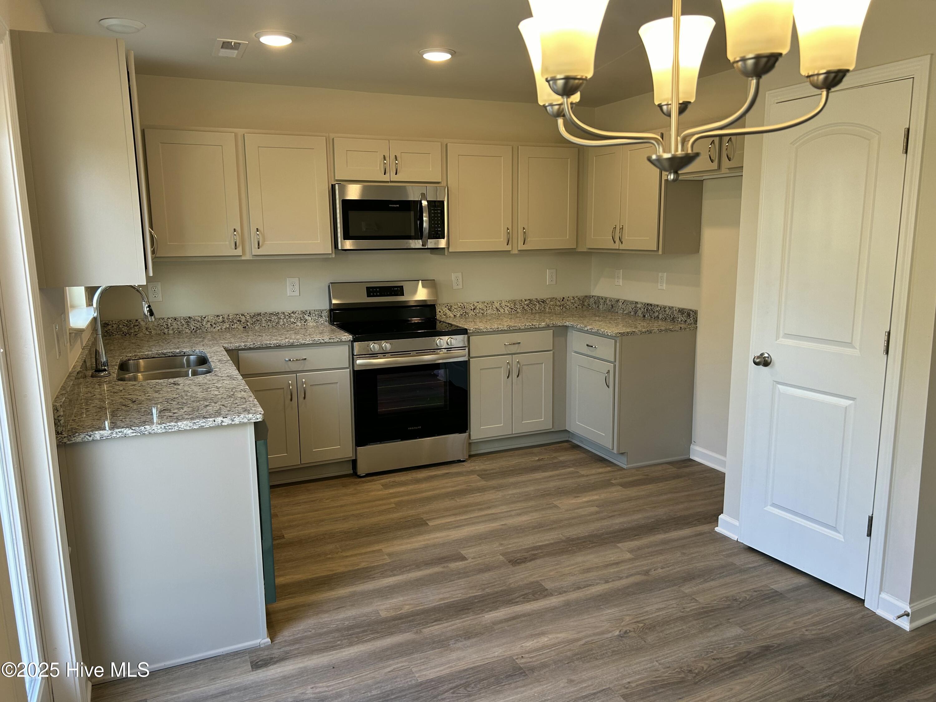 1125 Beaver Creek Road Property Photo 7