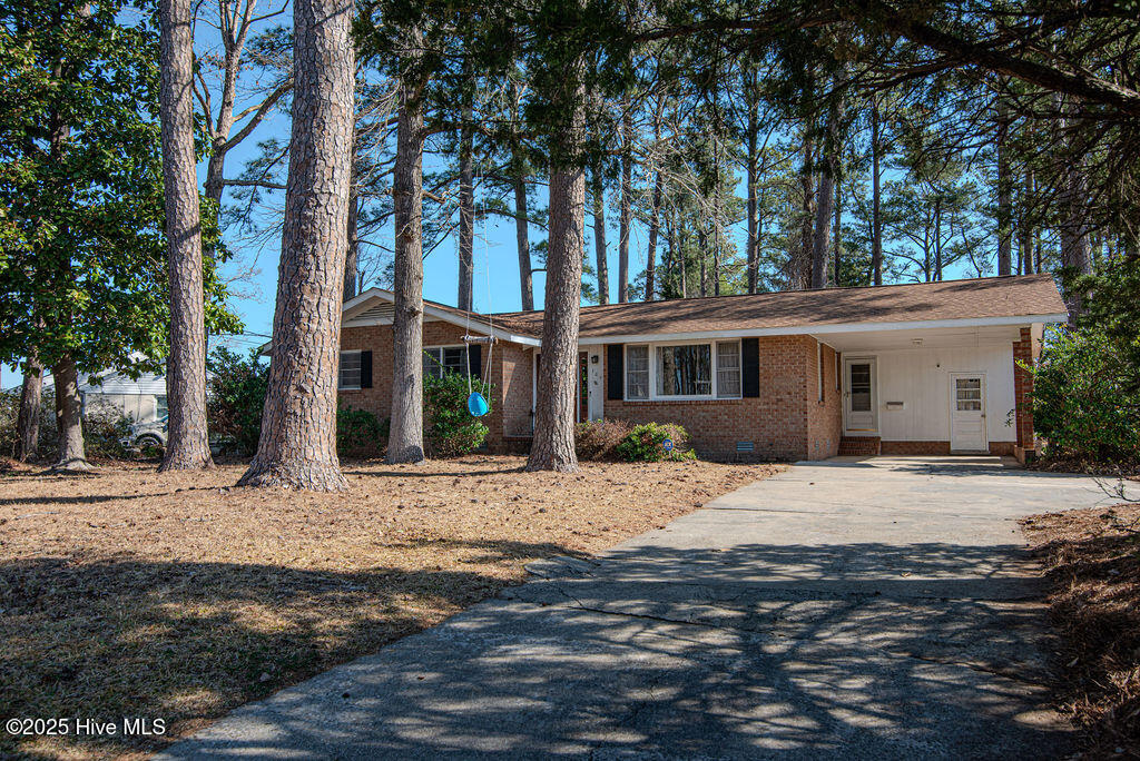 107 Country Club Drive Property Photo
