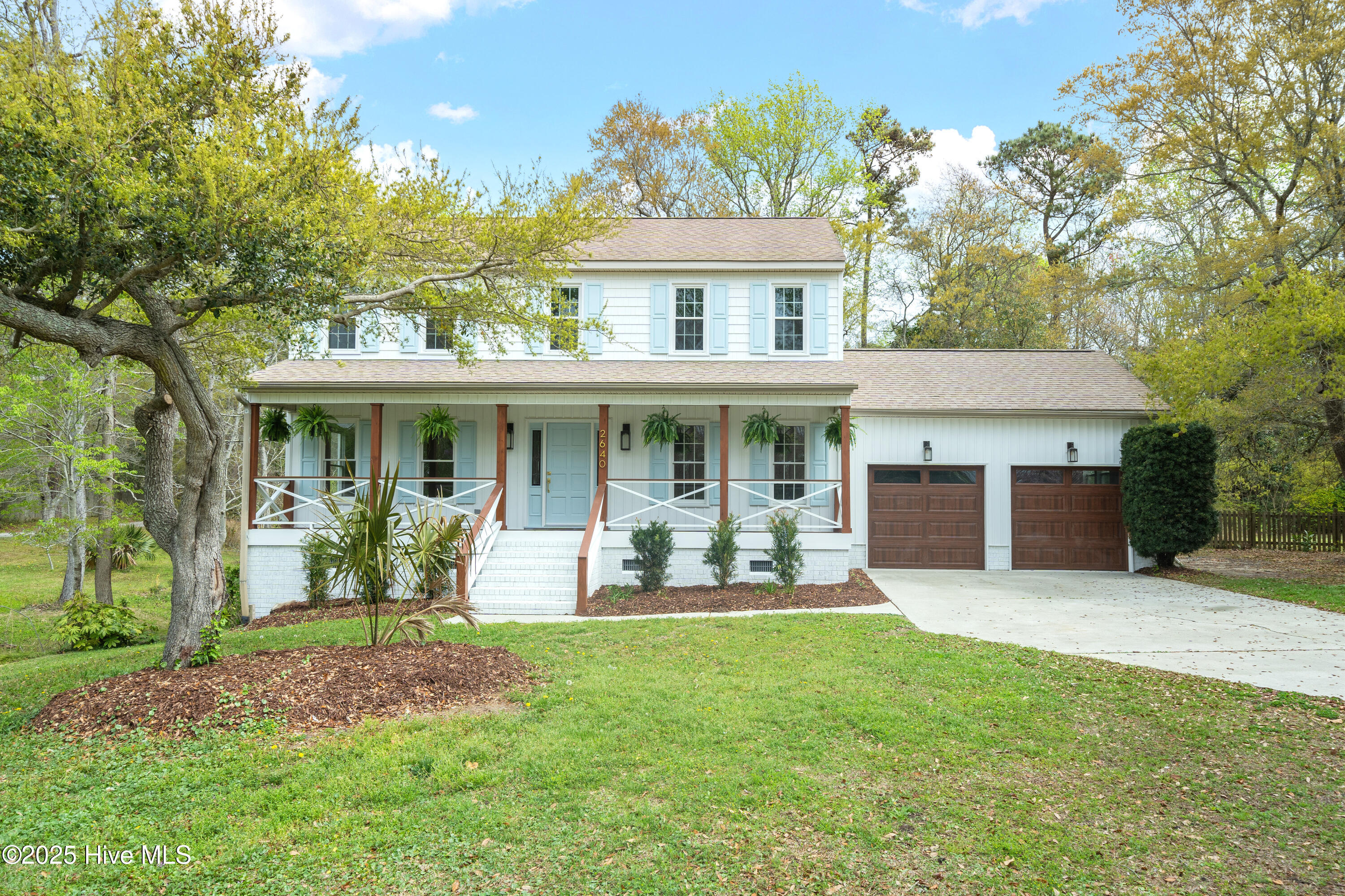2640 Middle Sound Loop Road Property Photo