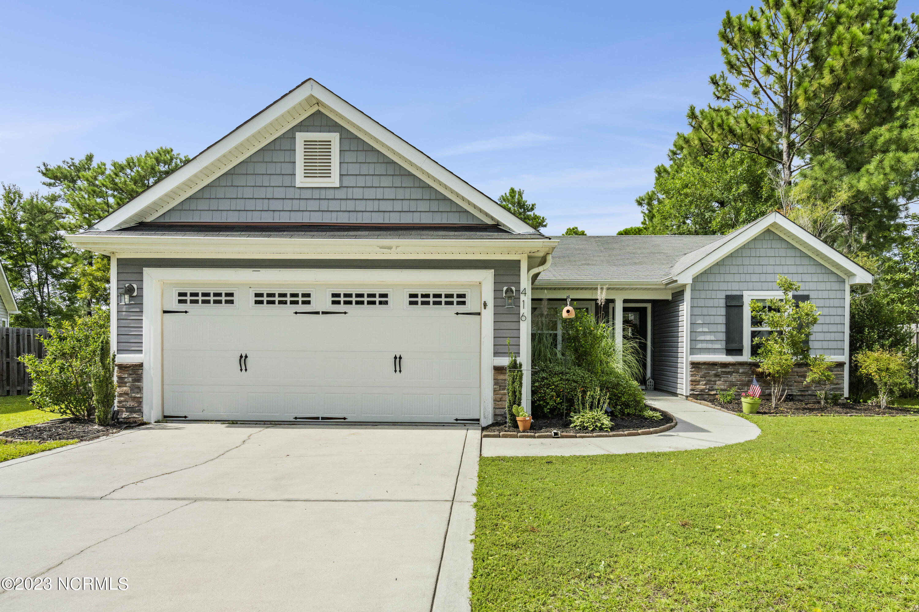 416 Blue Pennant Court Property Photo 1