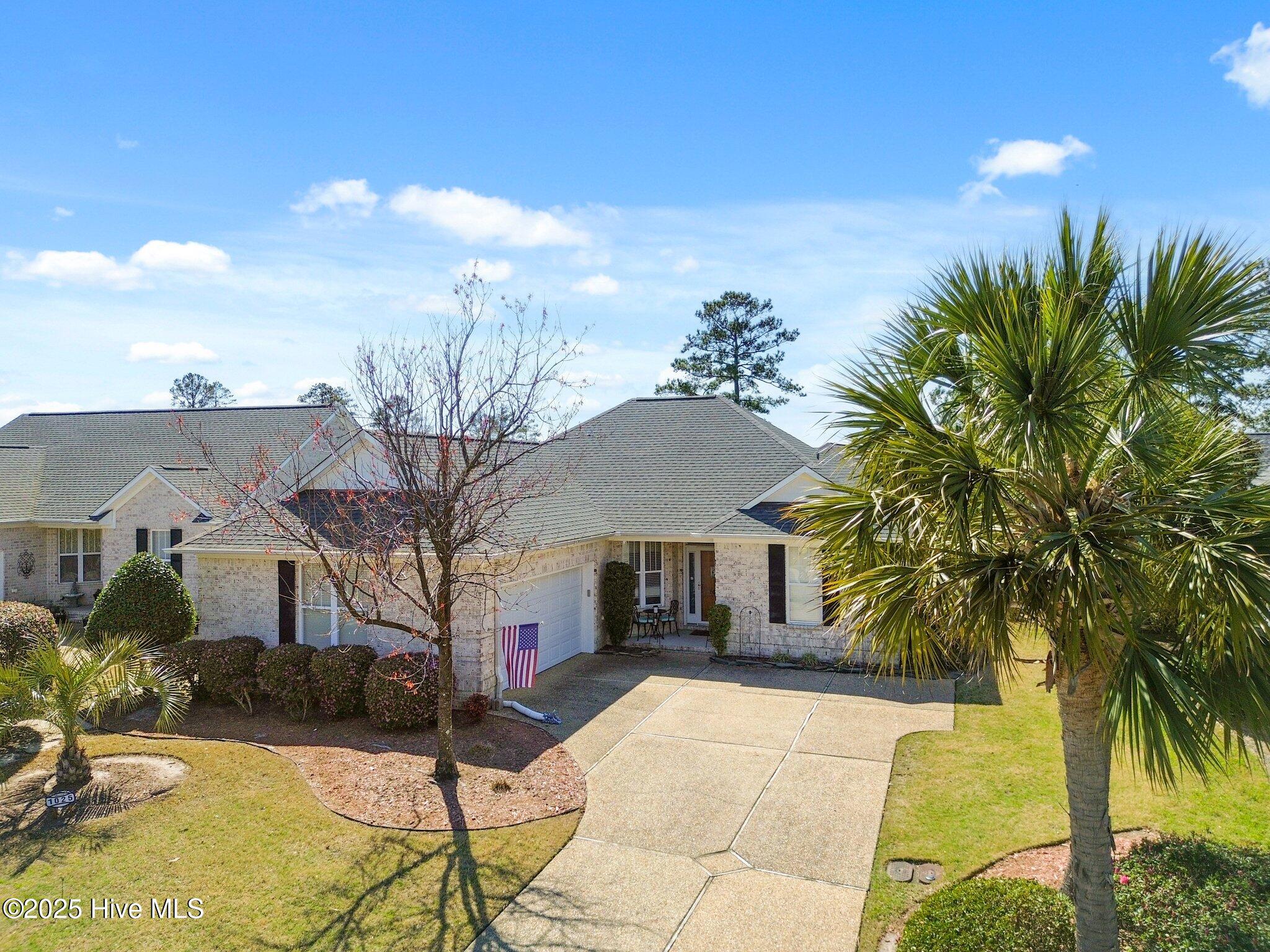 1025 Garden Club Way Property Photo 1