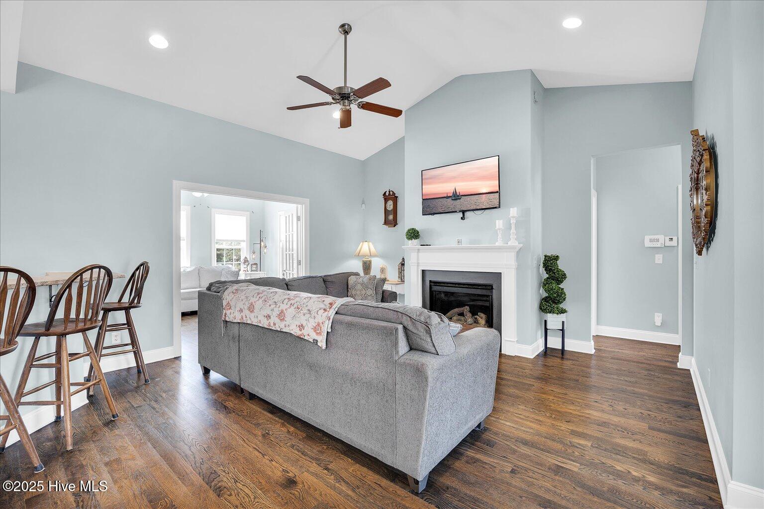916 Sloop Point Loop Road Property Photo 12