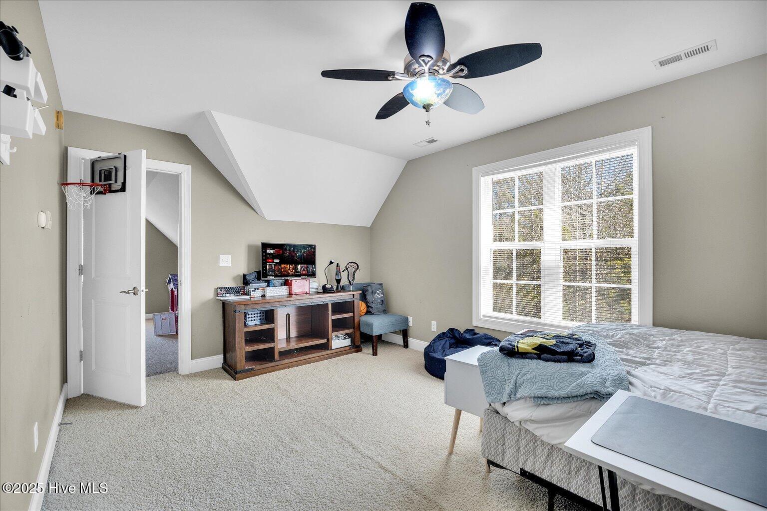 916 Sloop Point Loop Road Property Photo 47