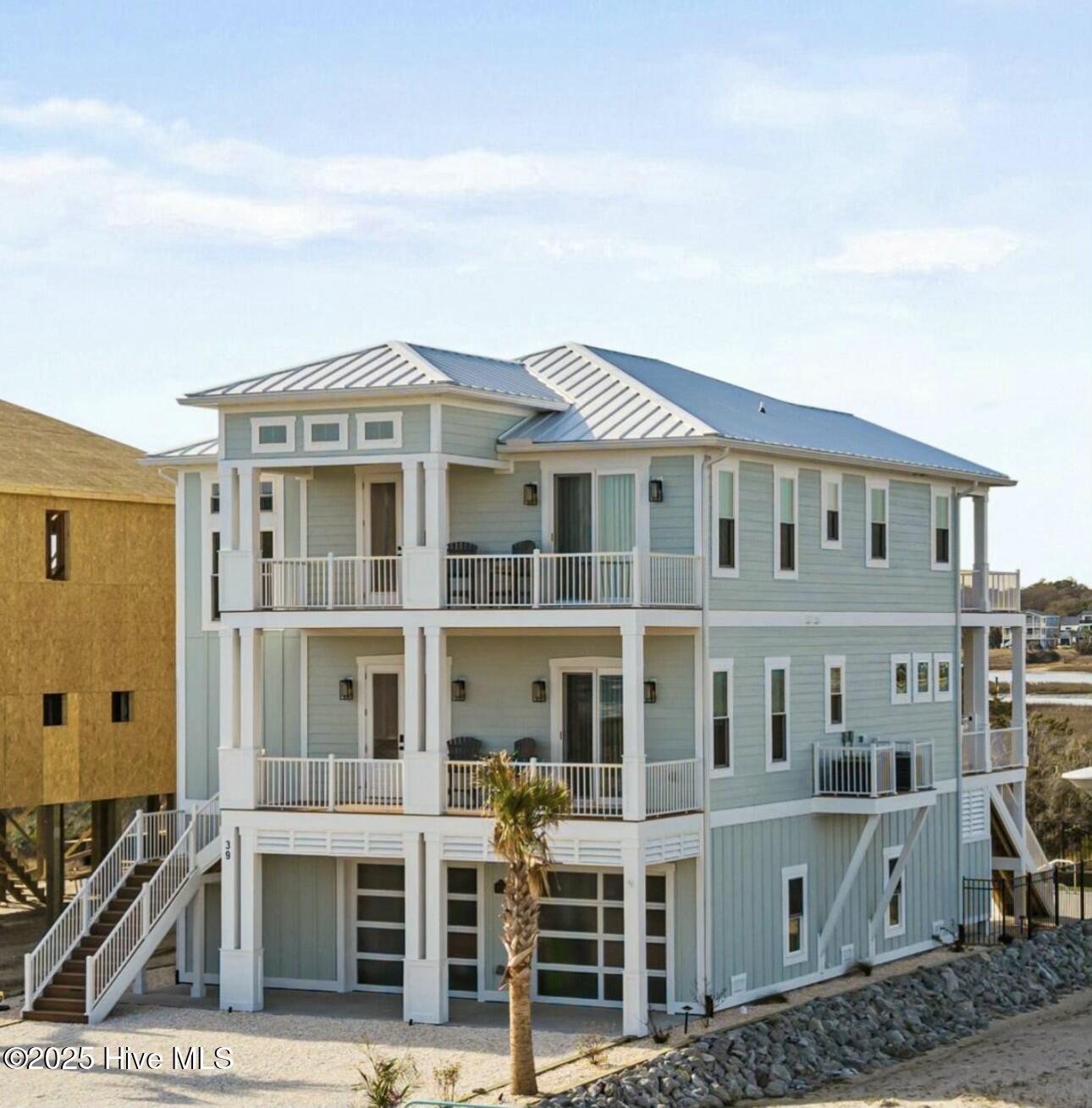 13 Moore Street Property Photo 2