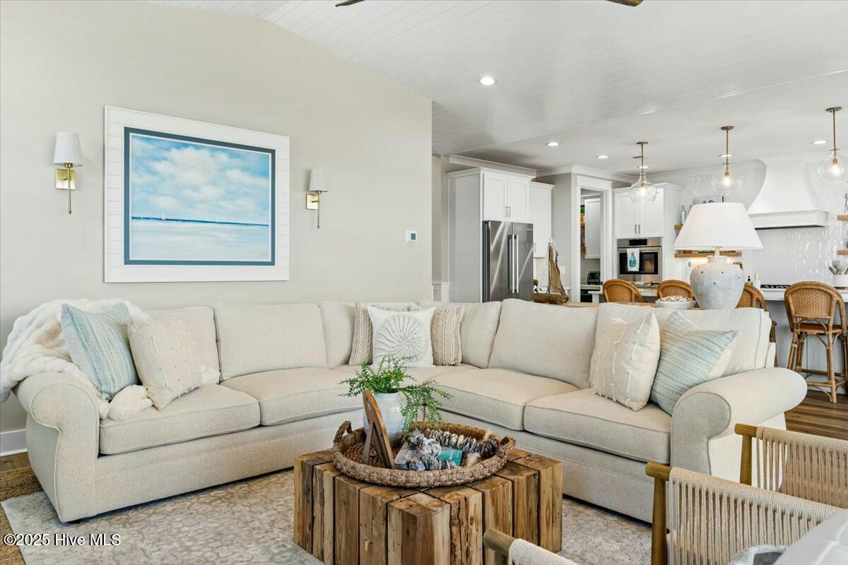 13 Moore Street Property Photo 5