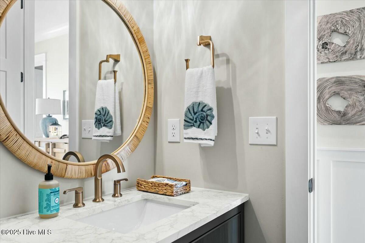 13 Moore Street Property Photo 13