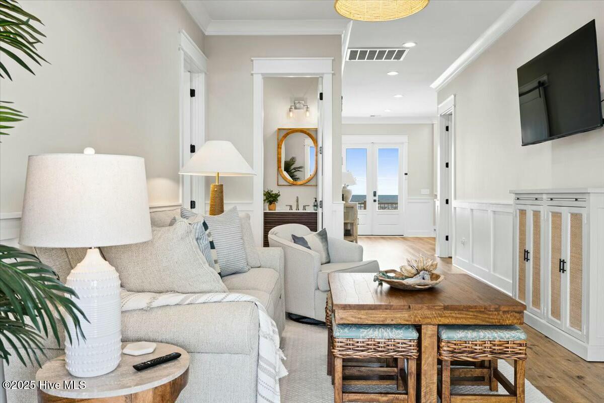 13 Moore Street Property Photo 19