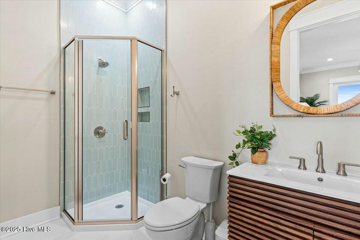 13 Moore Street Property Photo 27