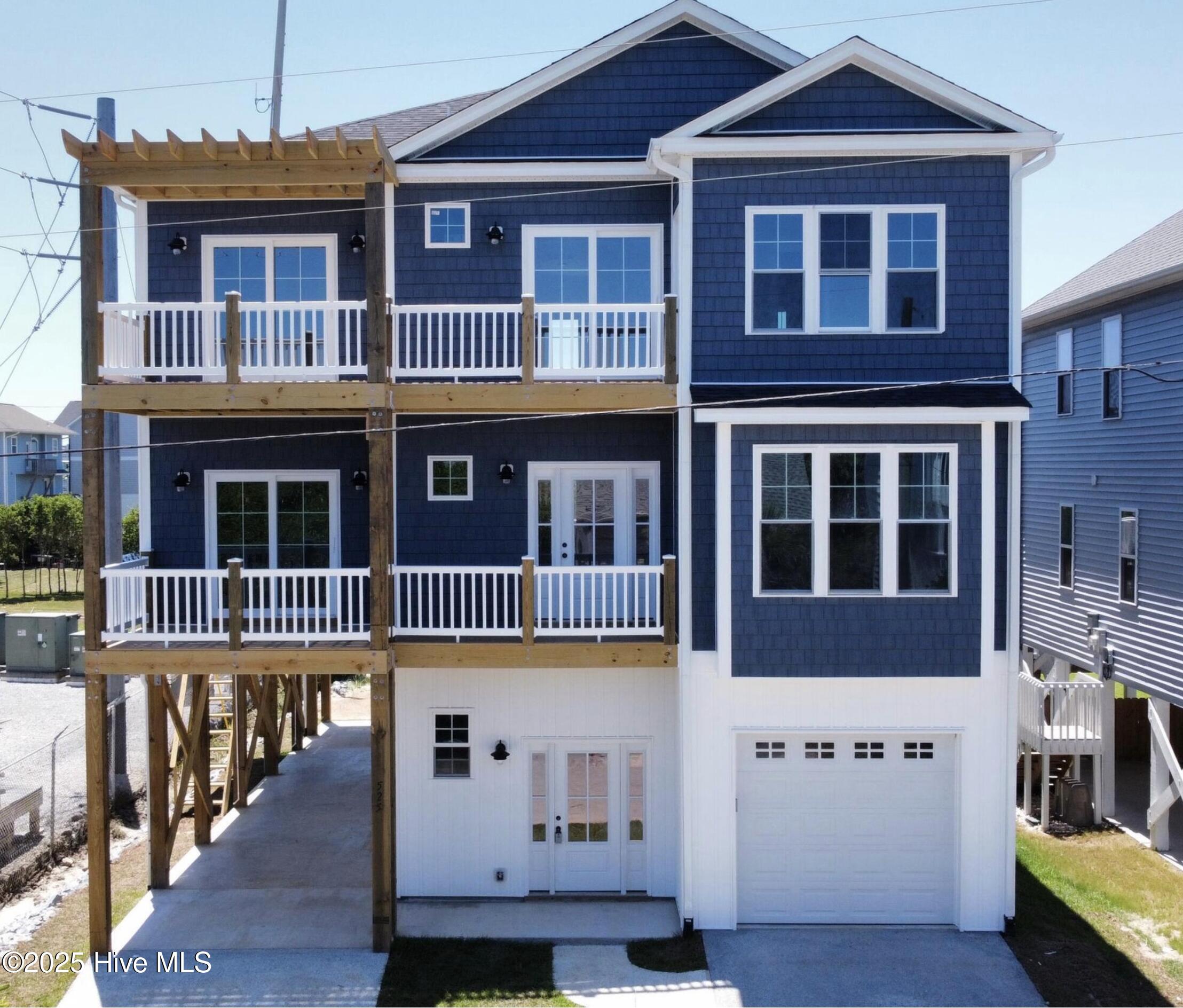 525 Sidbury Avenue Property Photo