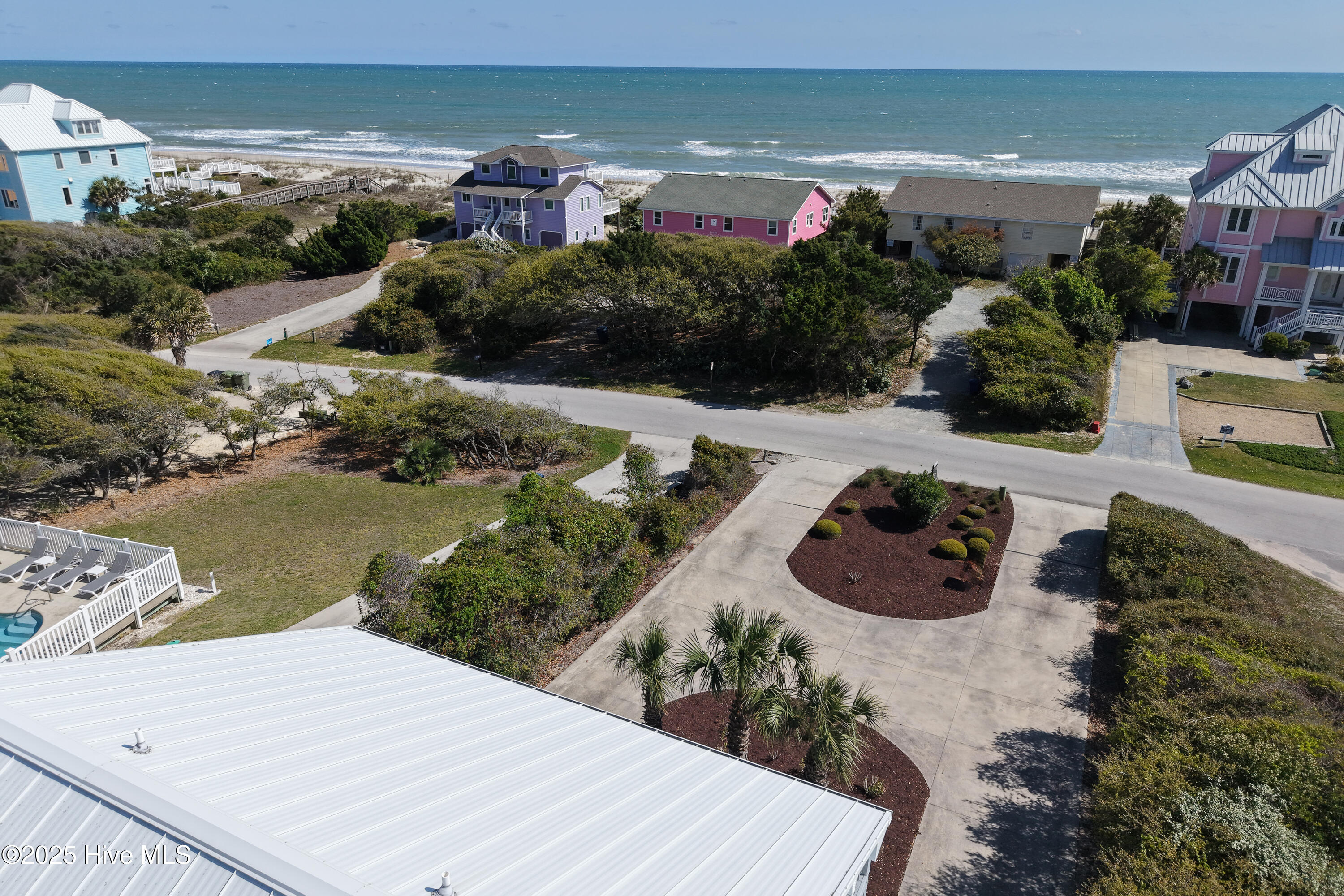9308 Ocean Drive E & W Property Photo 8