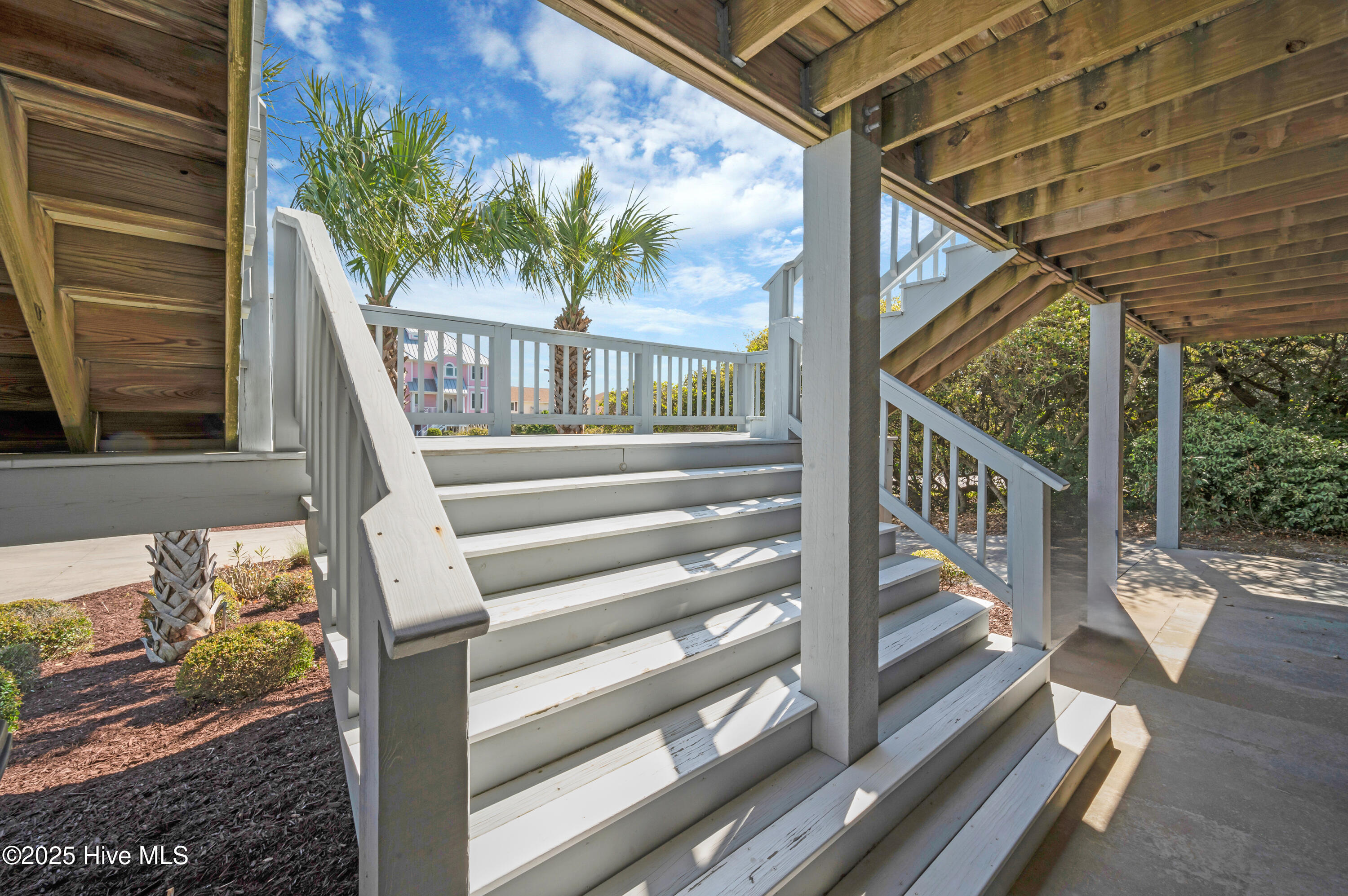 9308 Ocean Drive E & W Property Photo 16