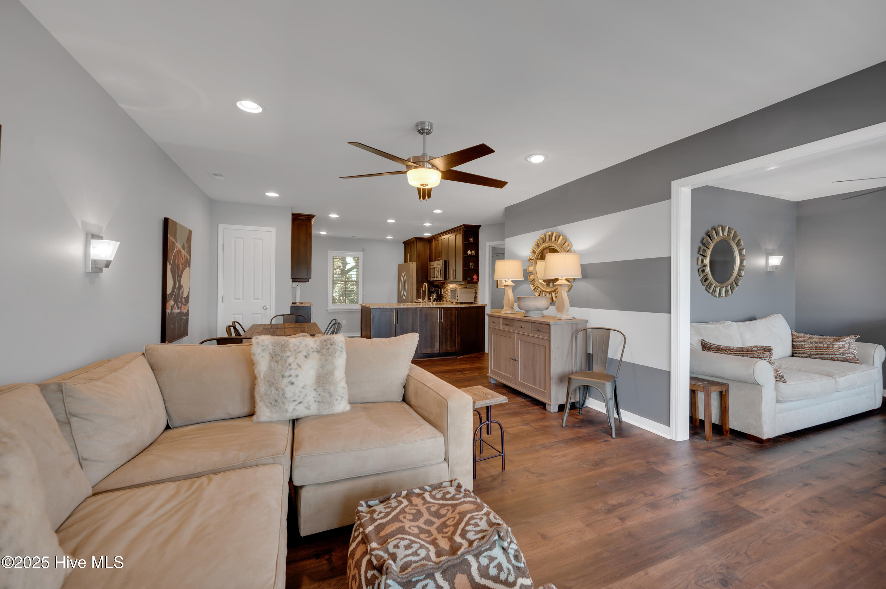 9308 Ocean Drive E & W Property Photo 26