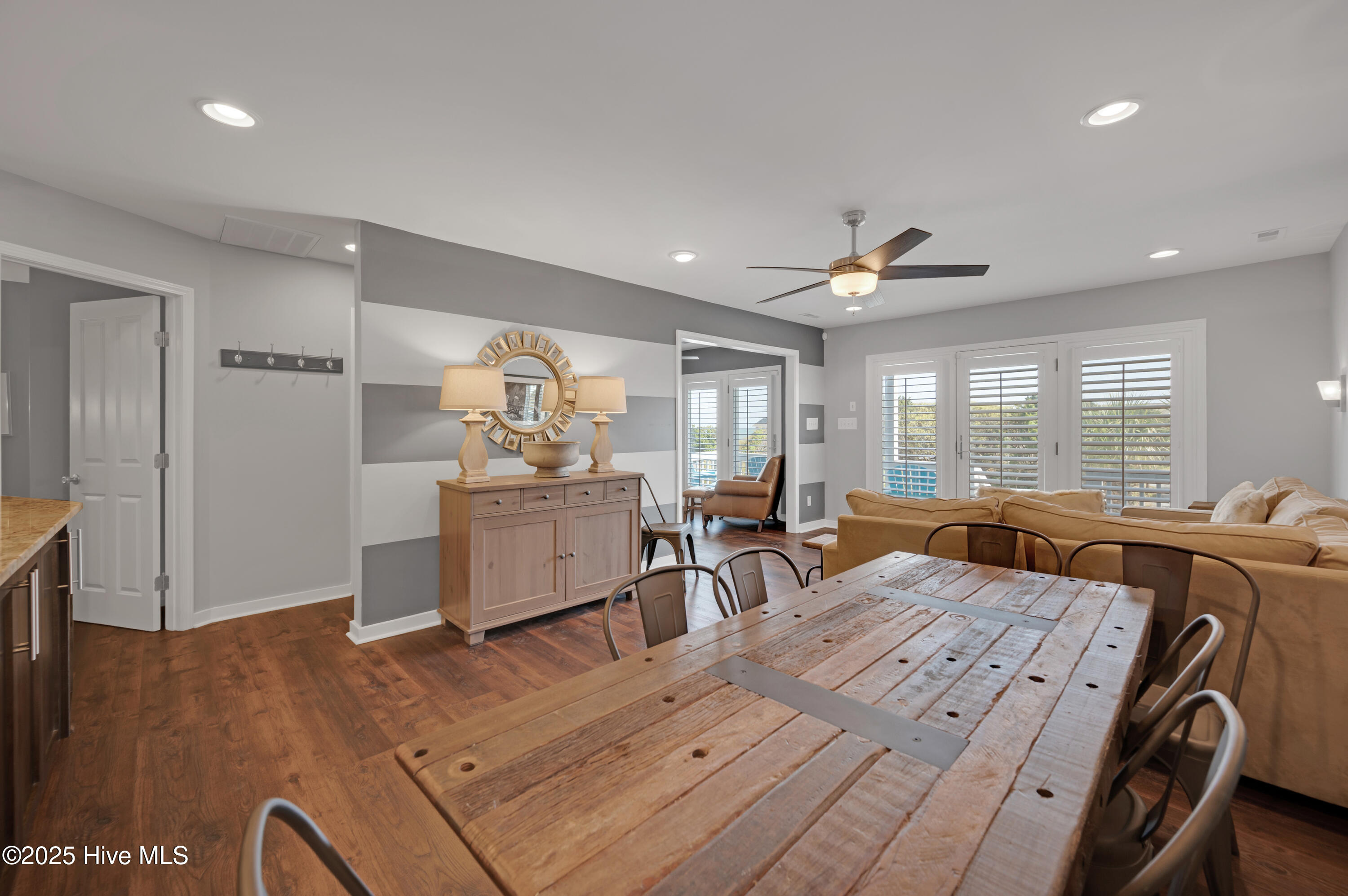 9308 Ocean Drive E & W Property Photo 40
