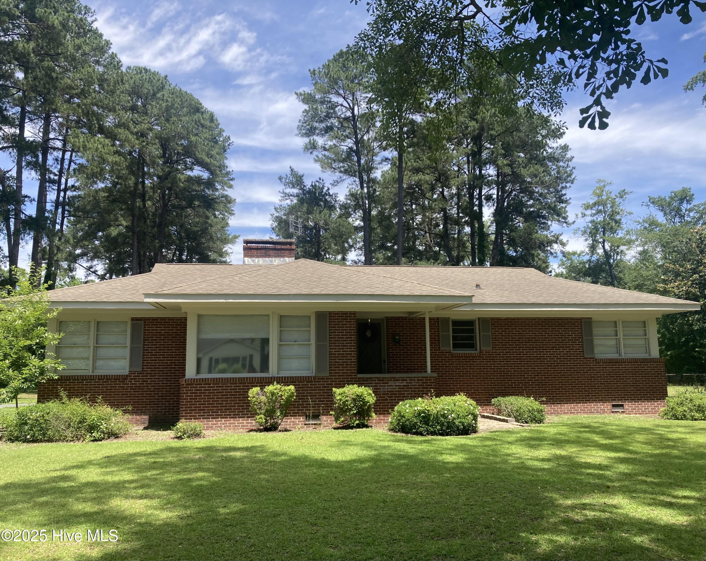 218 West Boulevard Property Photo