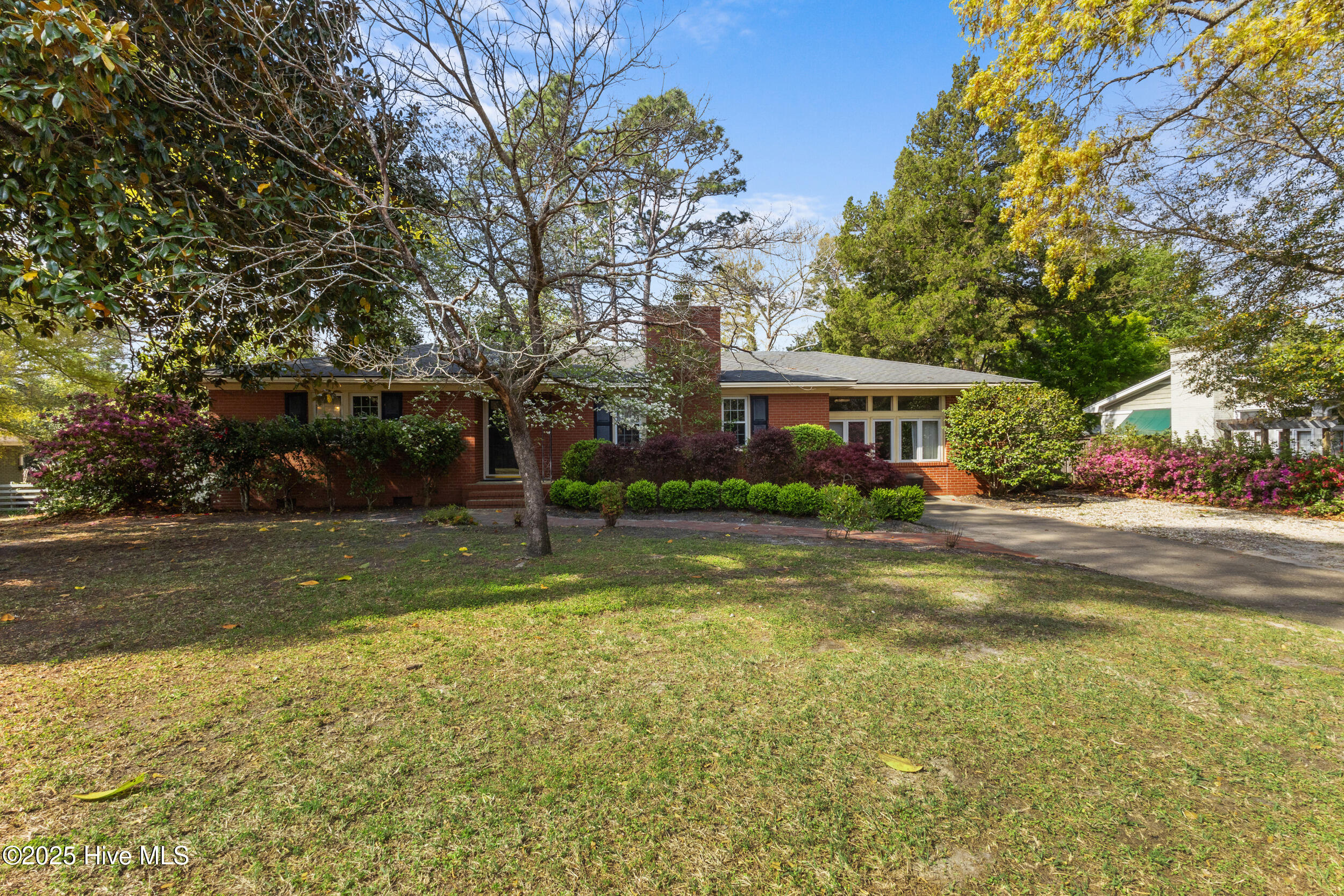 134 Ridgeway Drive Property Photo 1