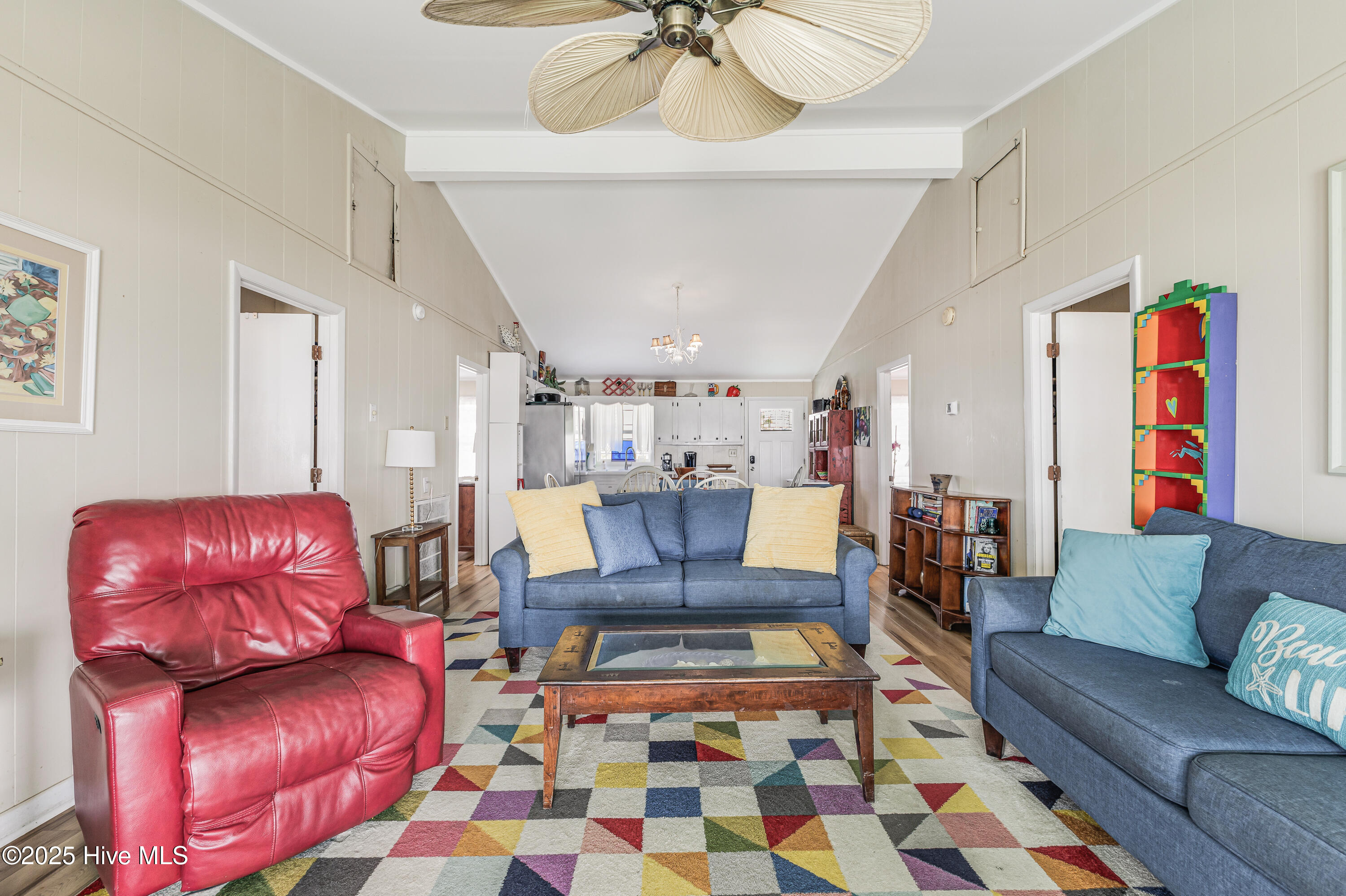 3325 W Beach Drive Property Photo 17