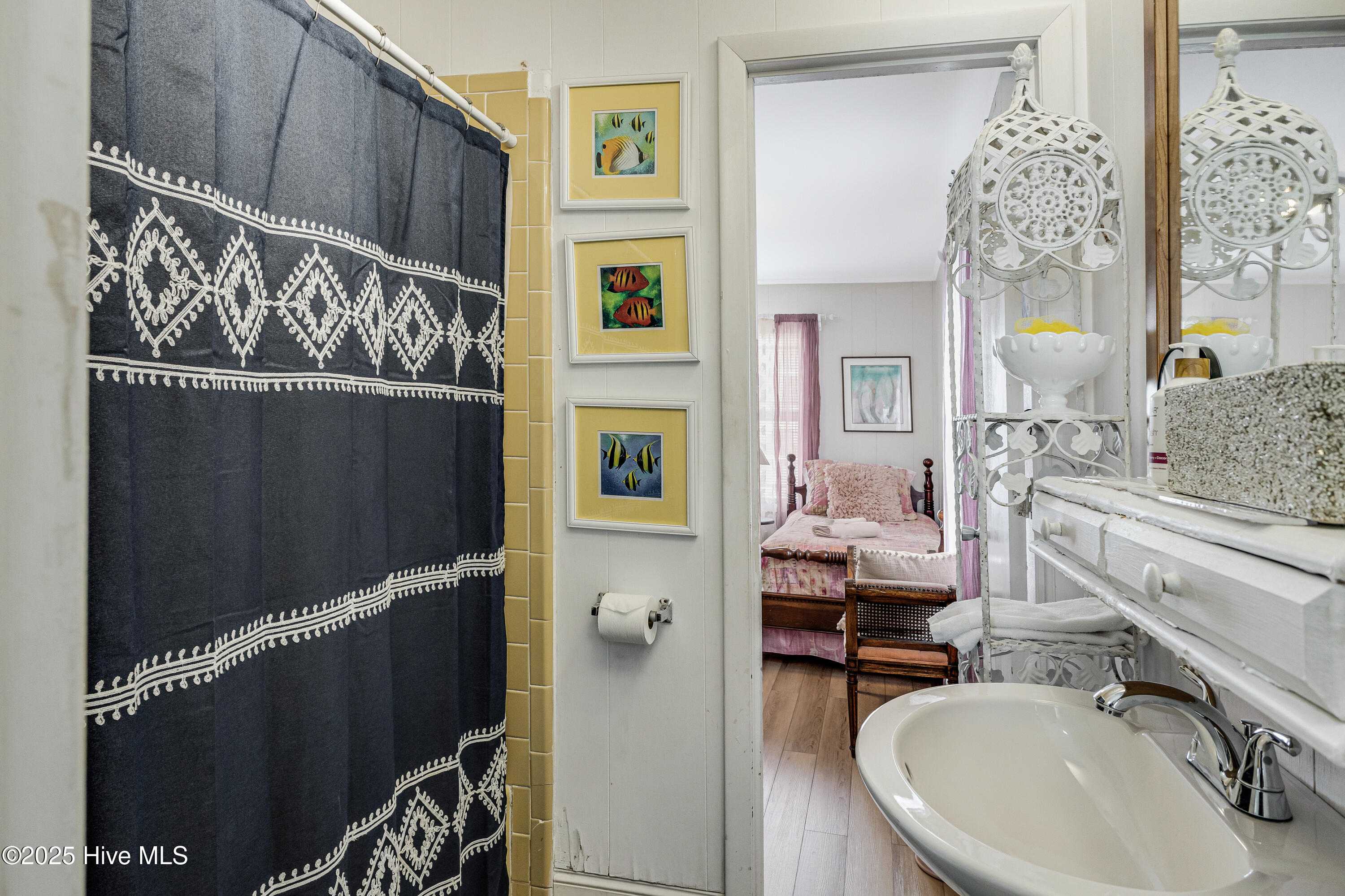 3325 W Beach Drive Property Photo 28