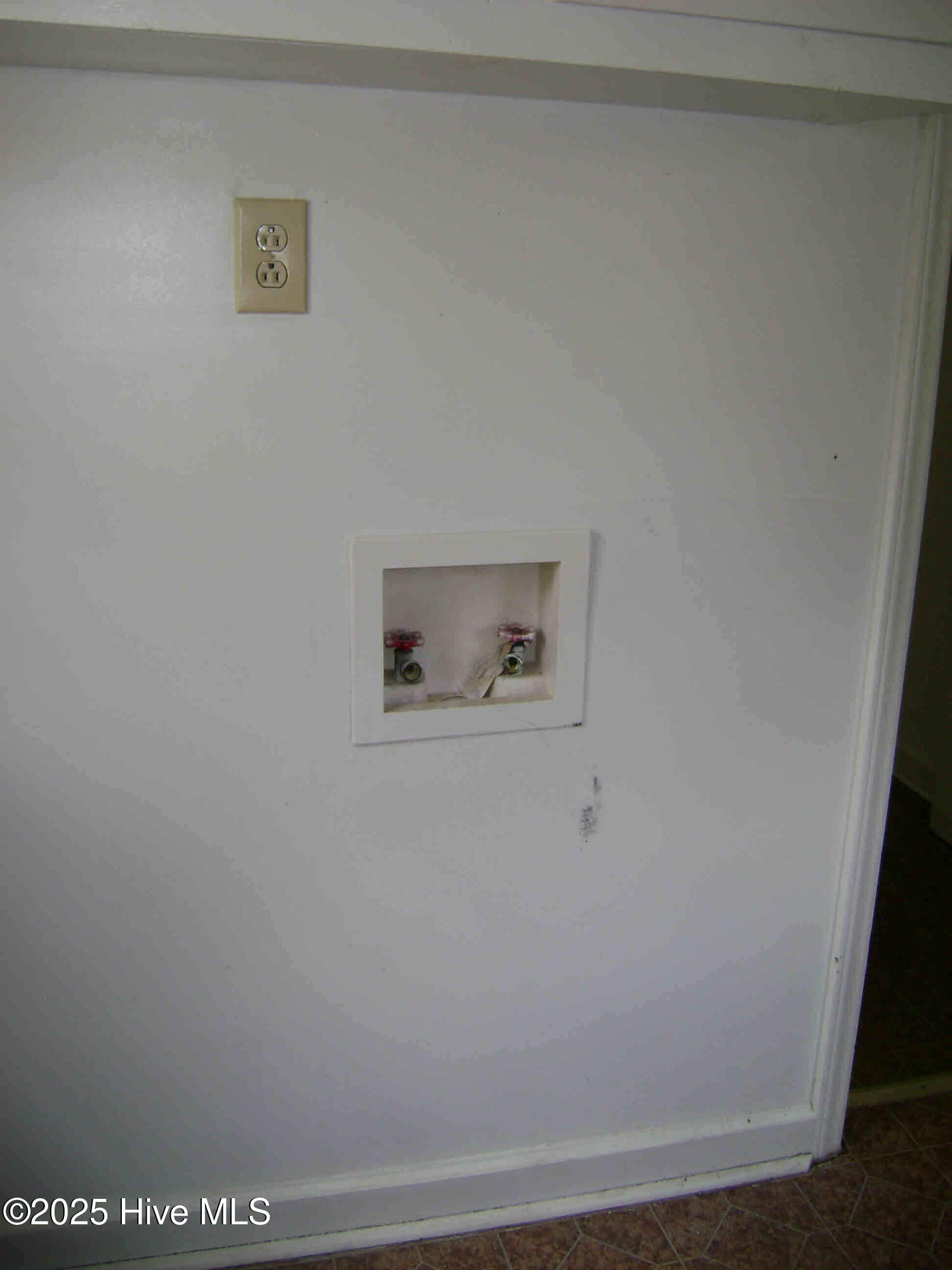 215 North Street Property Photo 8