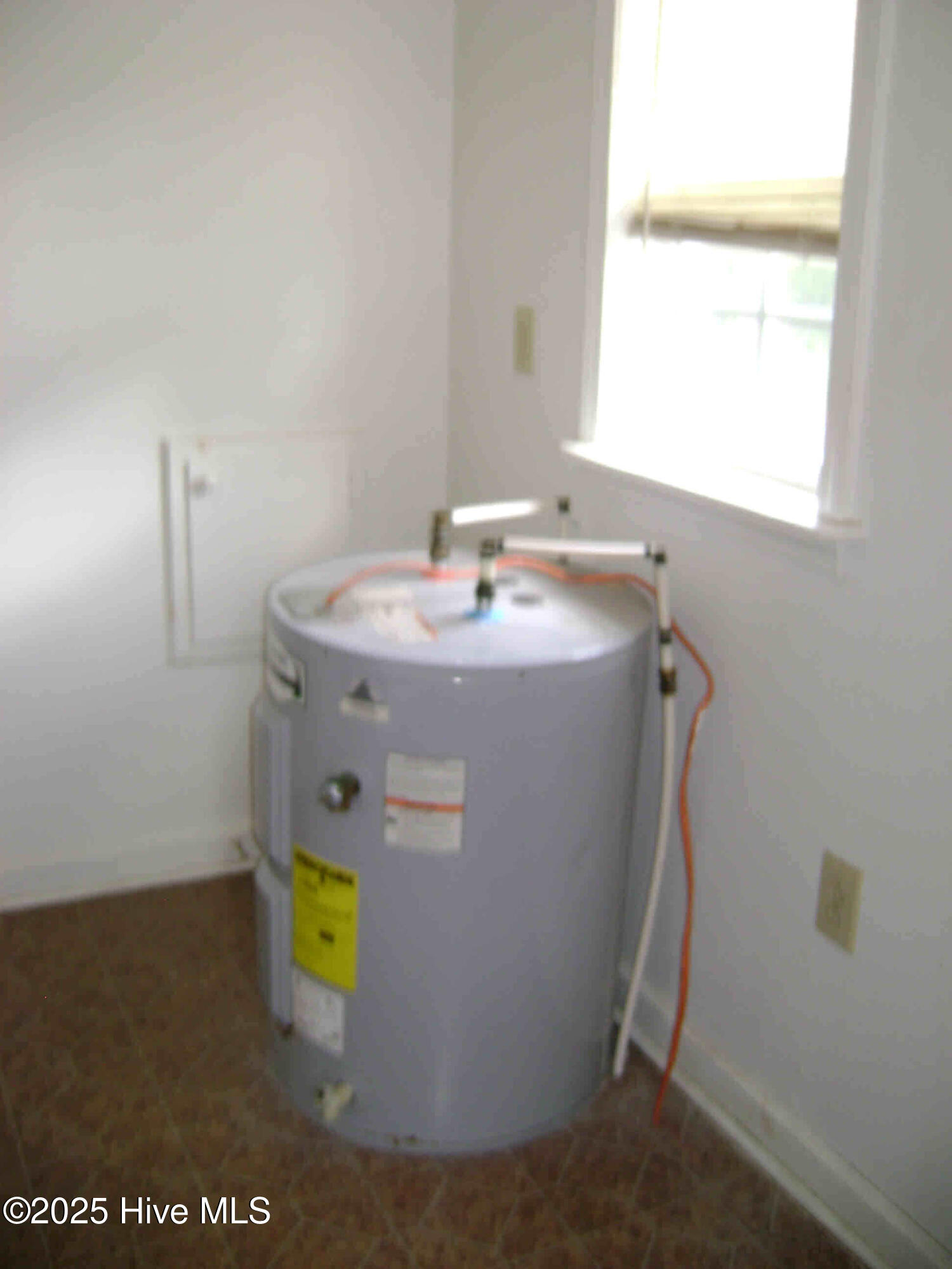 215 North Street Property Photo 9
