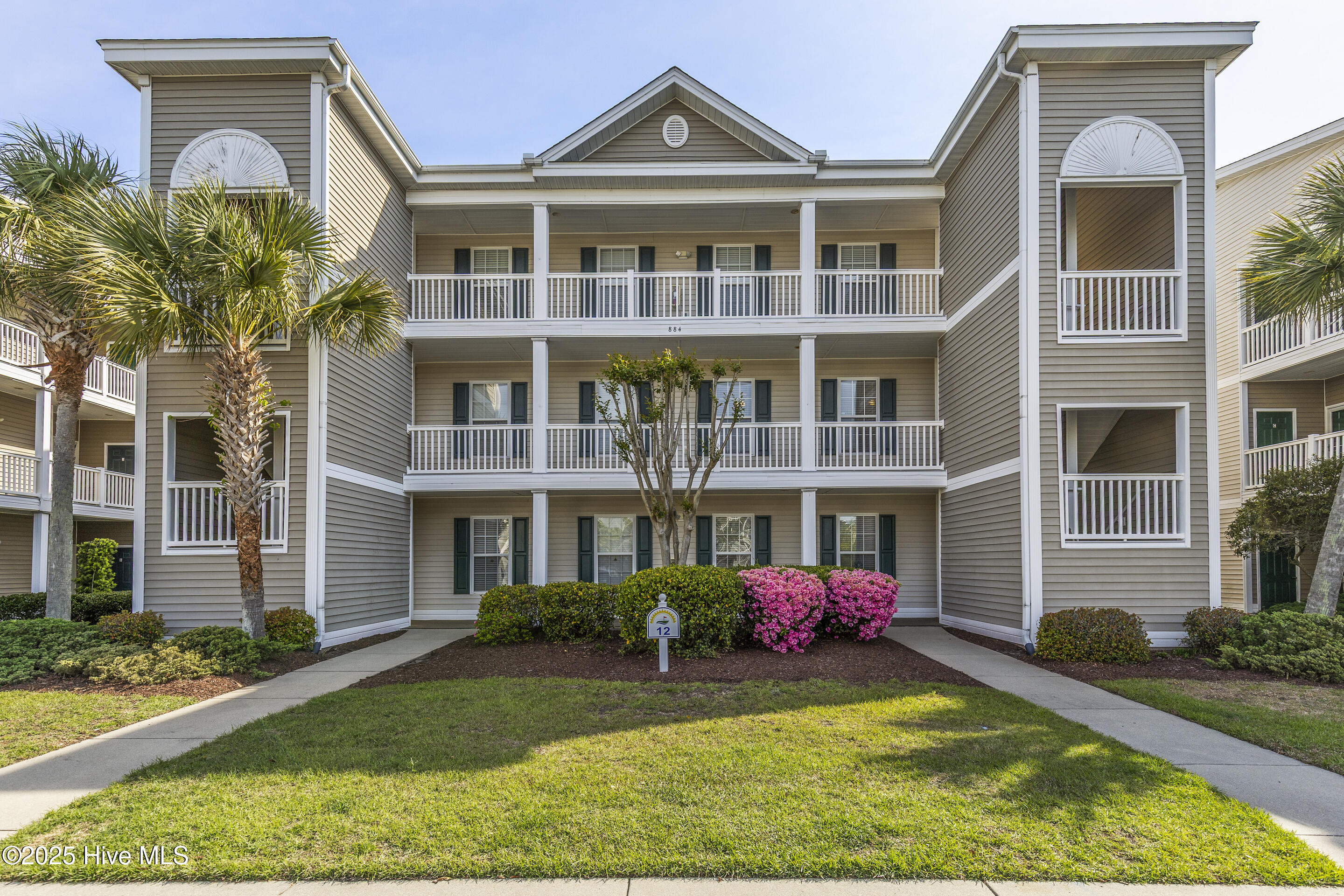 884 Great Egret Circle 12 D Property Photo 2
