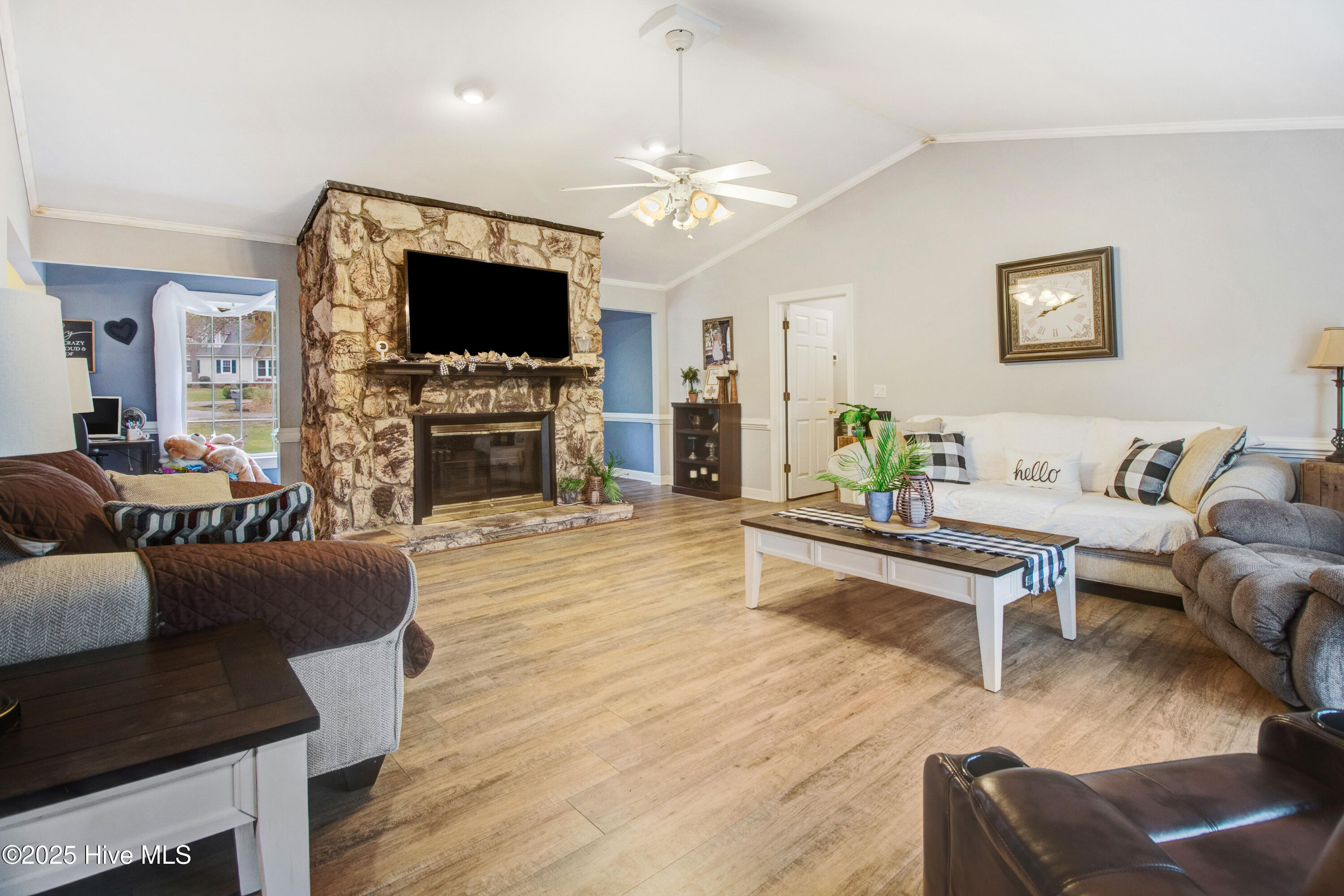 107 Riverbend Place Property Photo 10