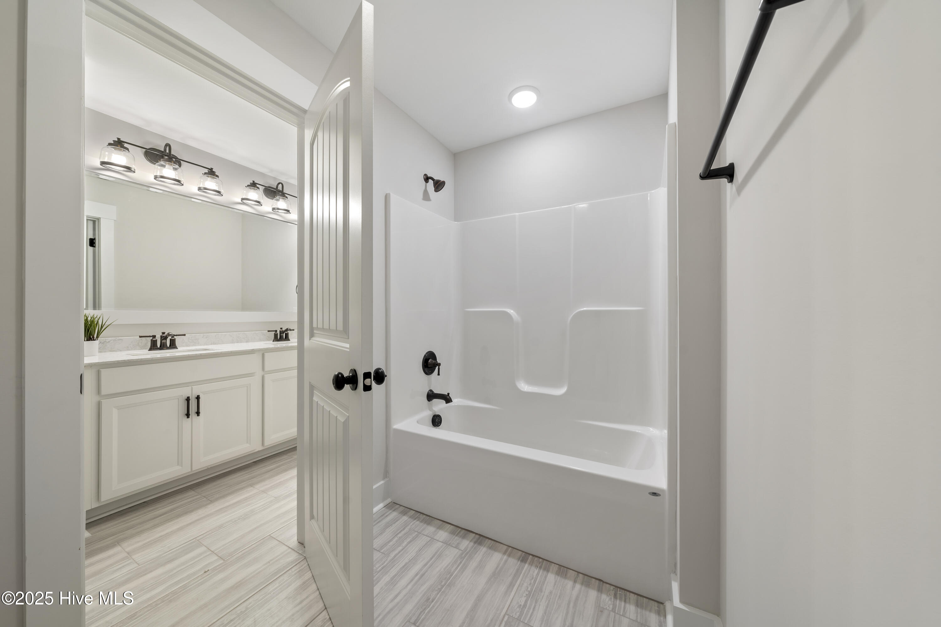 19 S Bandwheel Way Property Photo 32