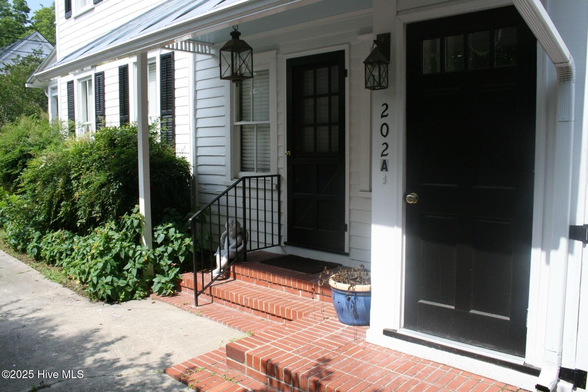 202 W Church Street Property Photo 4