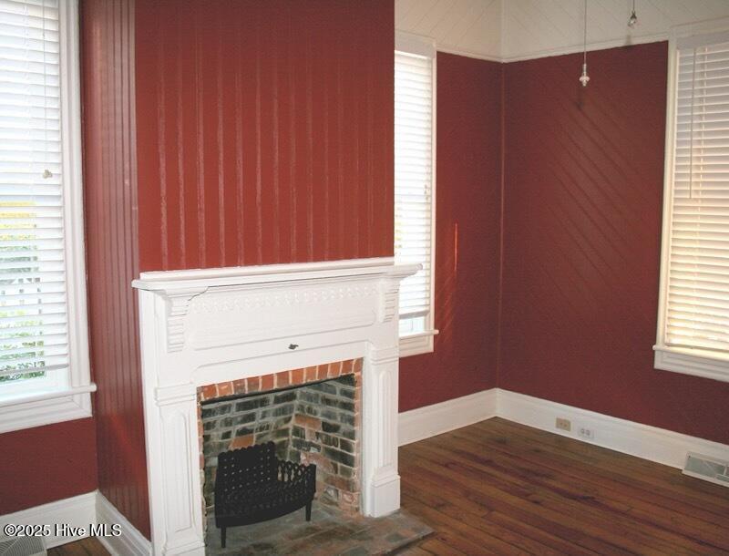 202 W Church Street Property Photo 6