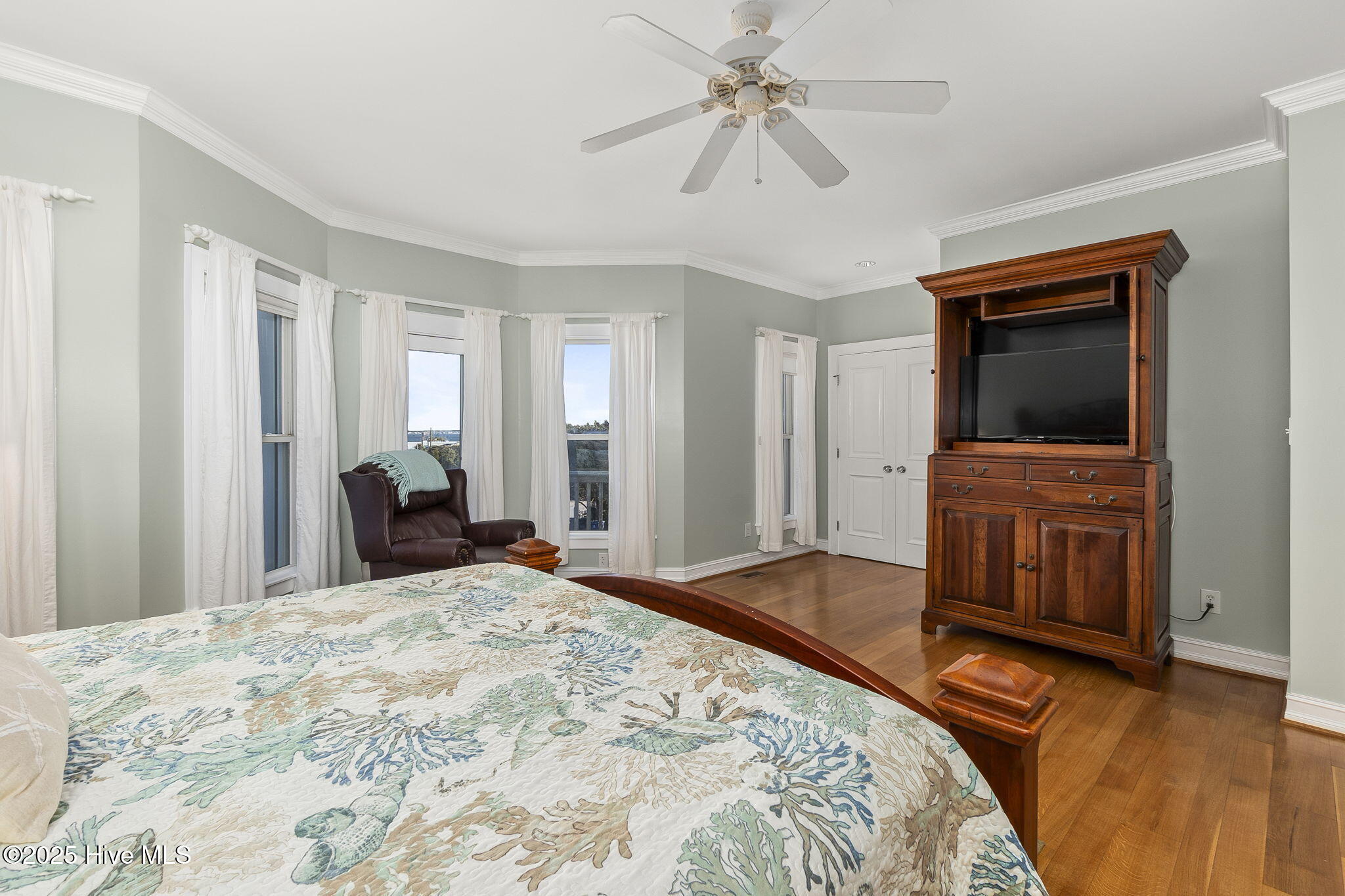 3107 Ocean Drive Property Photo 26