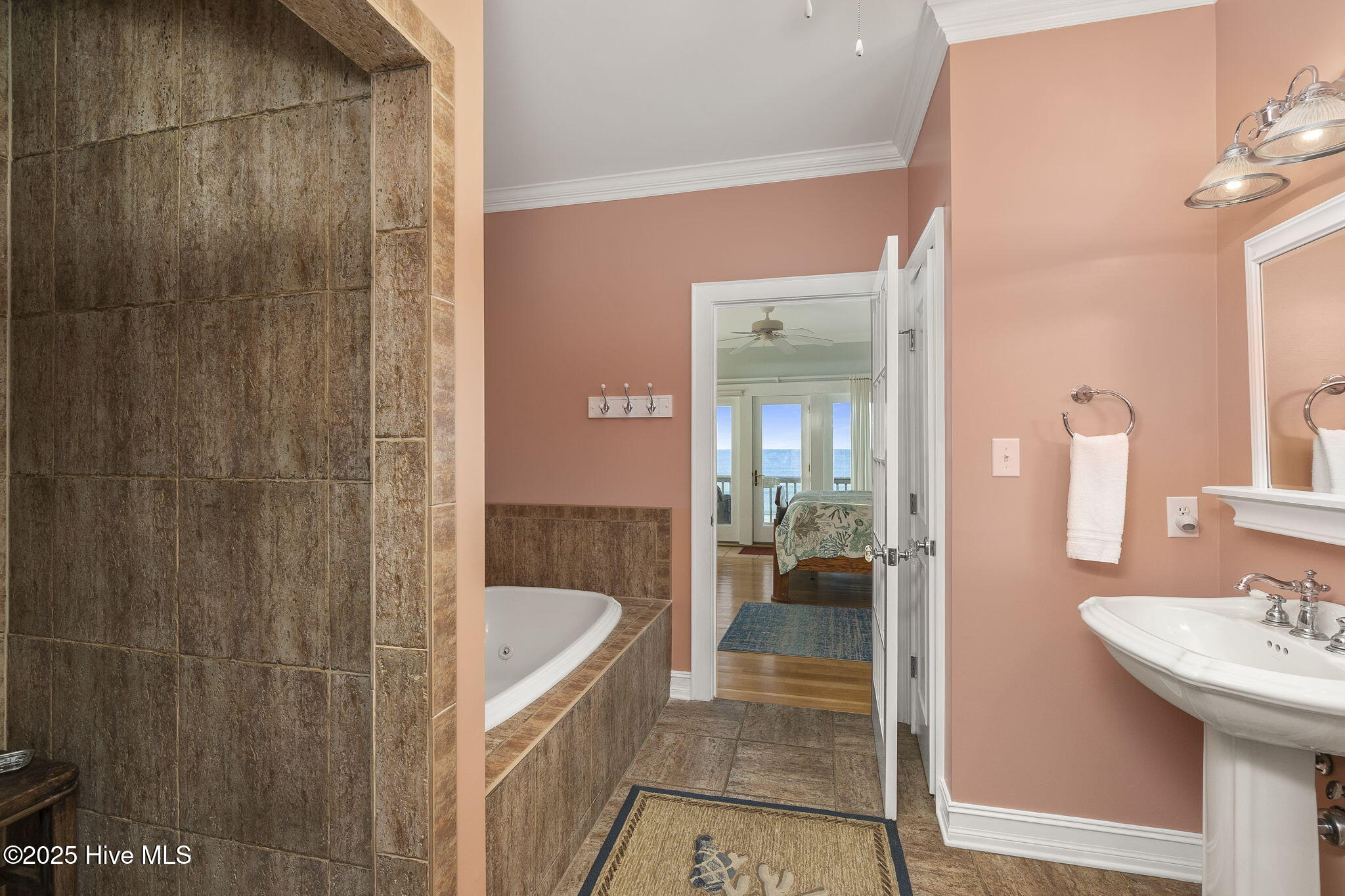 3107 Ocean Drive Property Photo 37