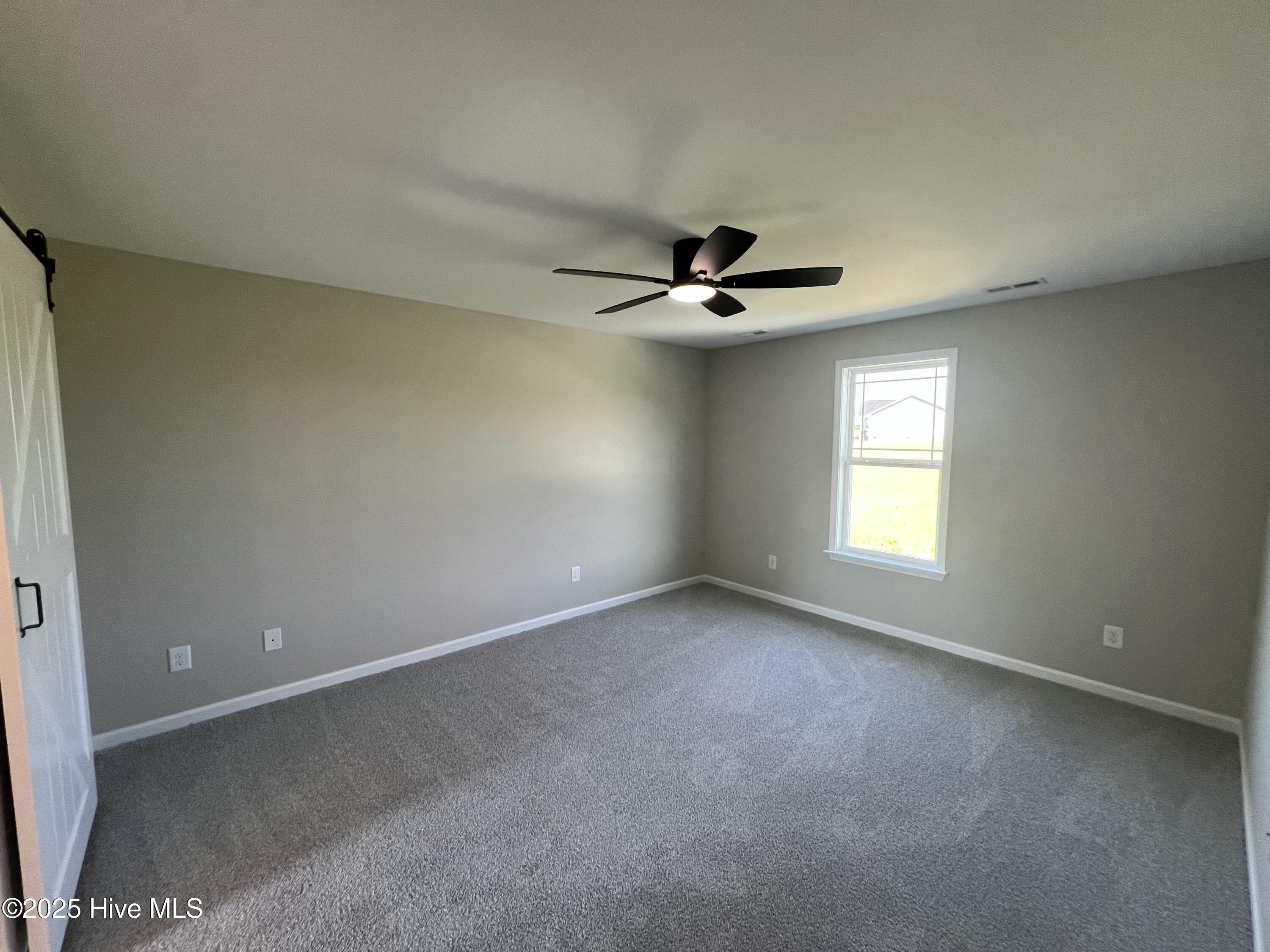 129 Grace Pond Avenue Property Photo 12