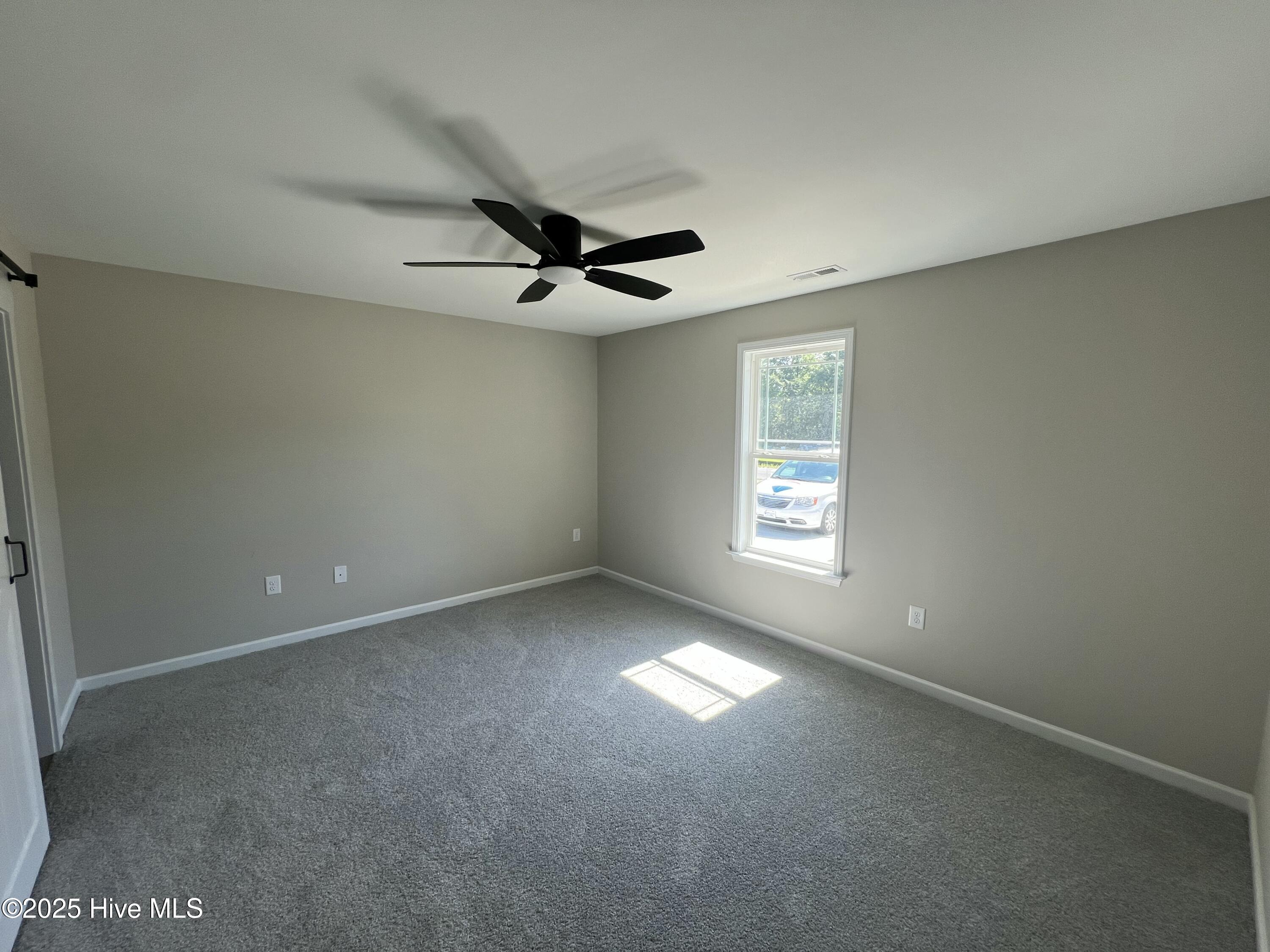 129 Grace Pond Avenue Property Photo 18