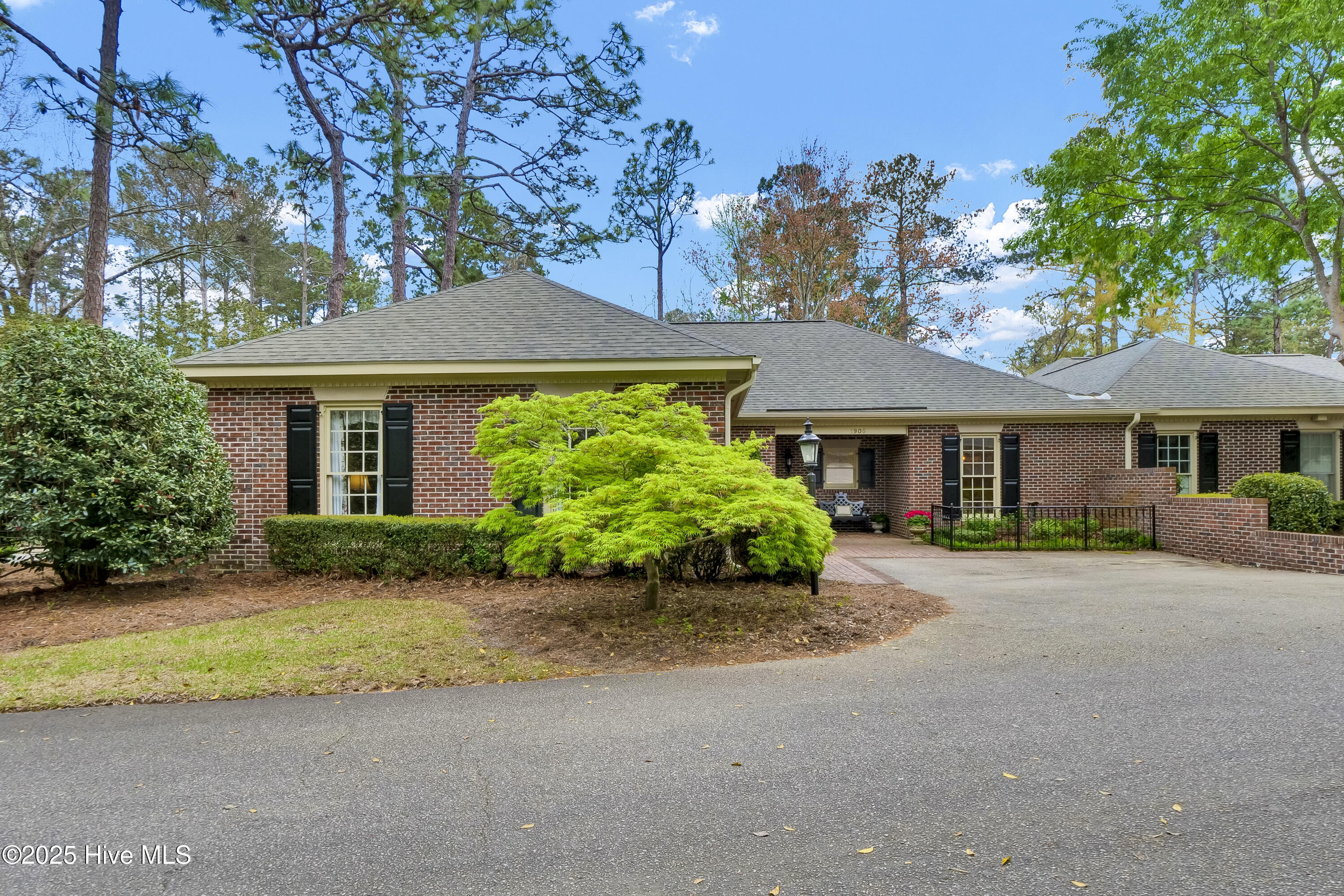 1906 Brewton Court Property Photo