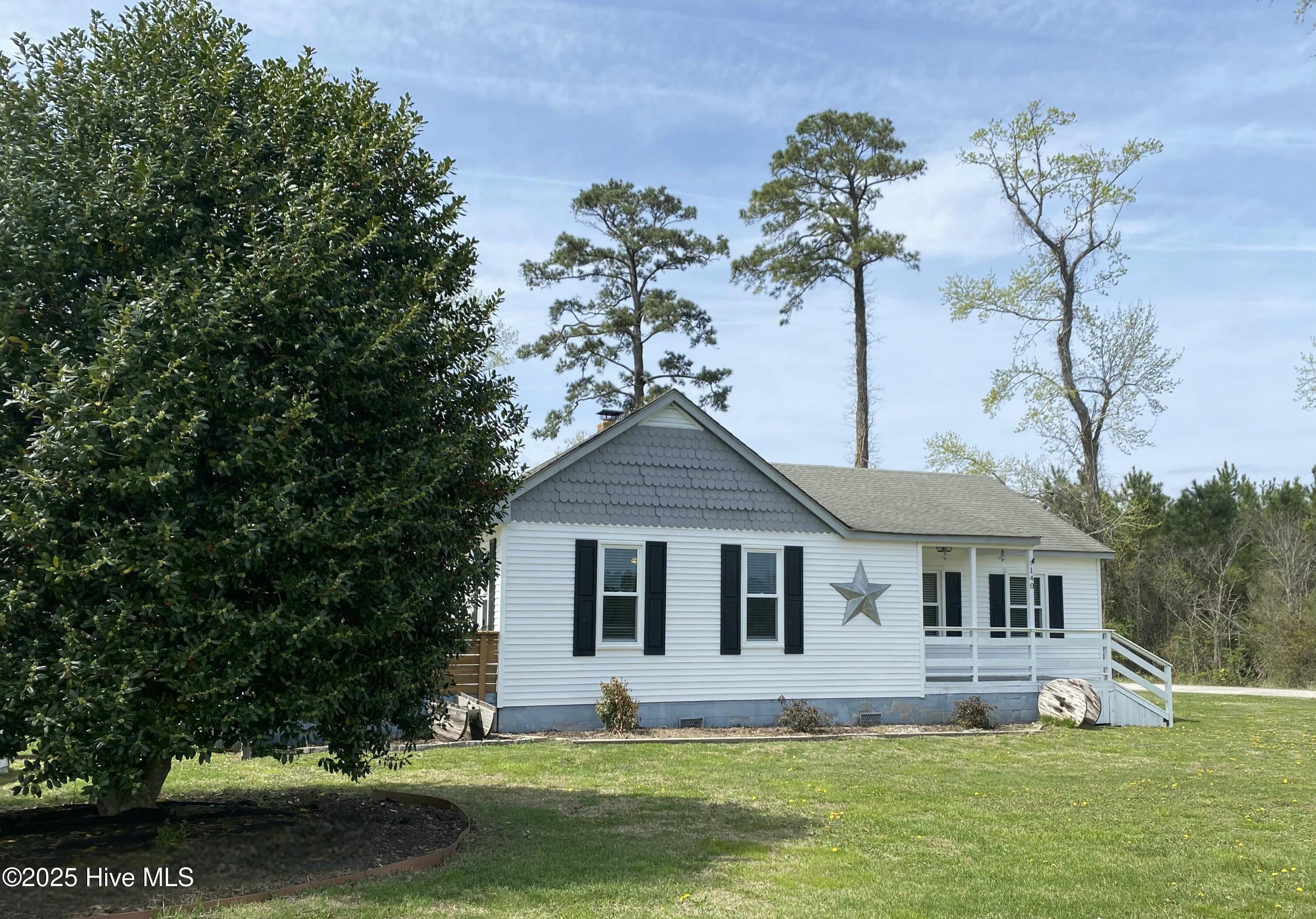 140 W Gibbs Road Property Photo