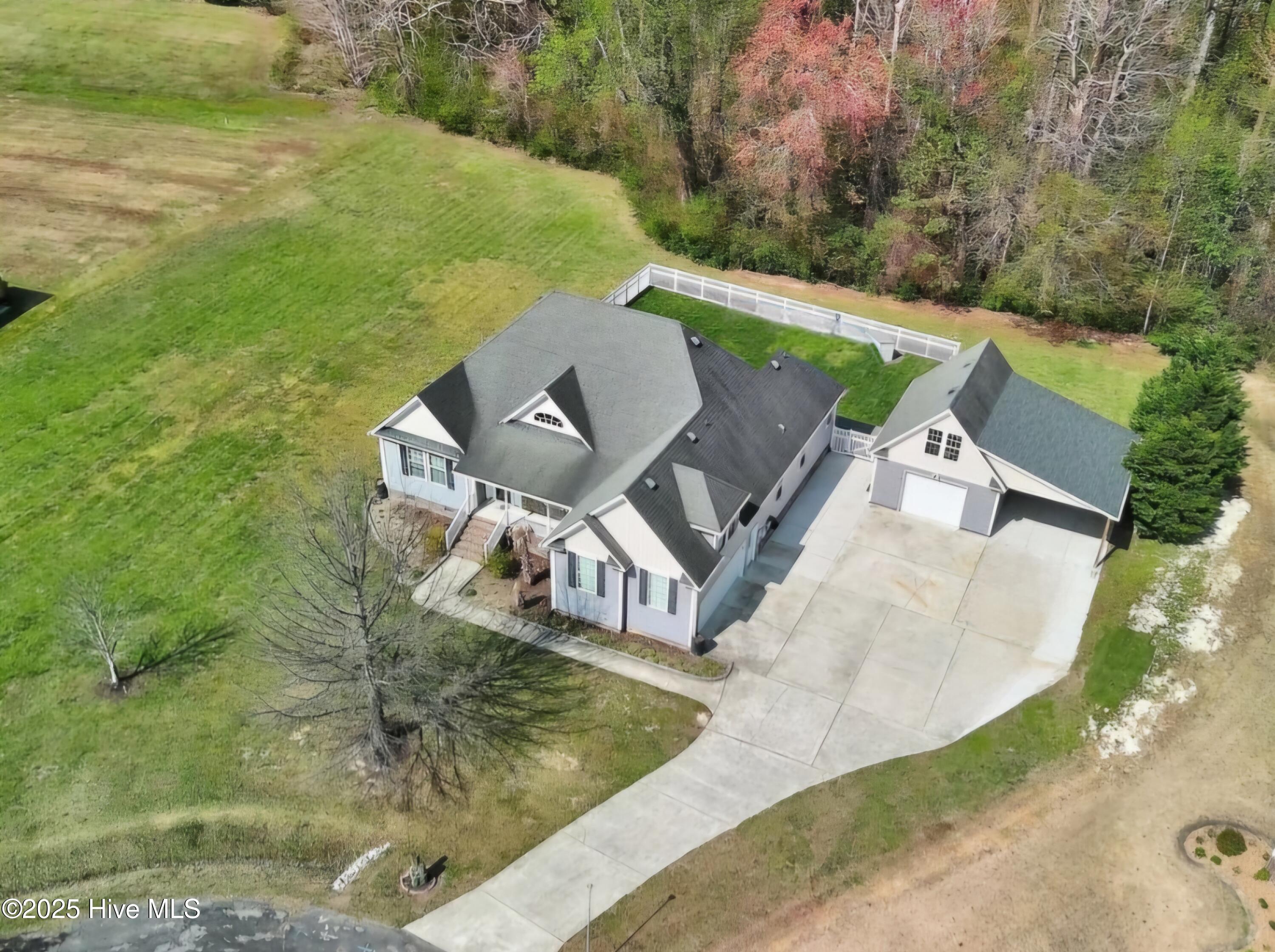 103 Whistling Duck Court