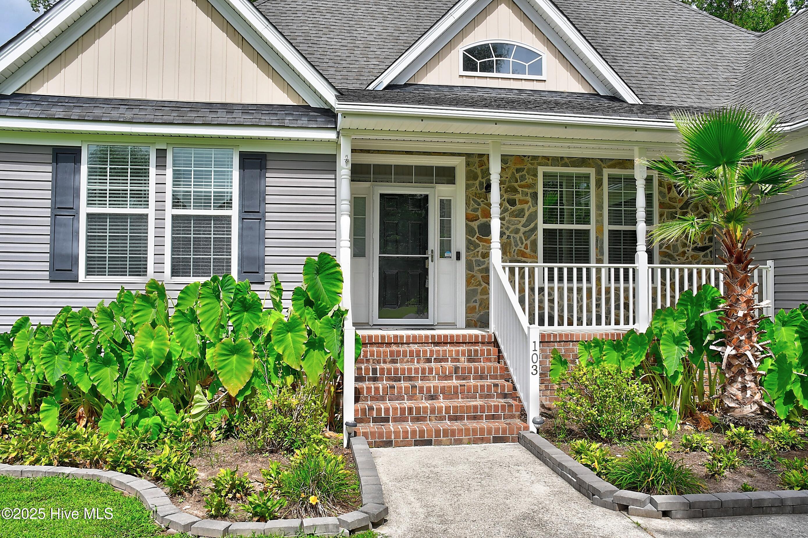 103 Whistling Duck Court Property Photo 1