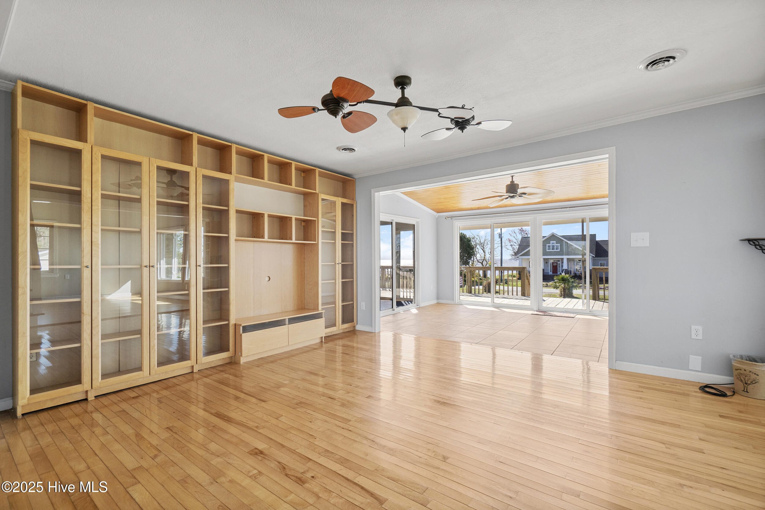 187 Soundside Drive Property Photo 13