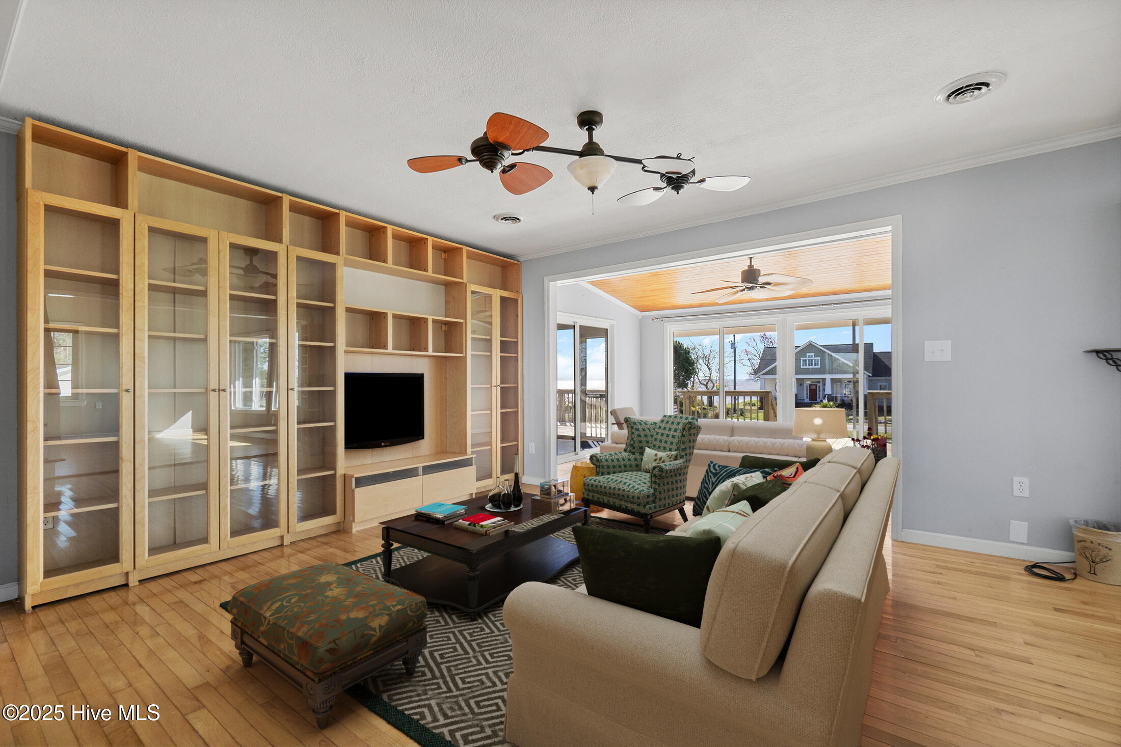 187 Soundside Drive Property Photo 14