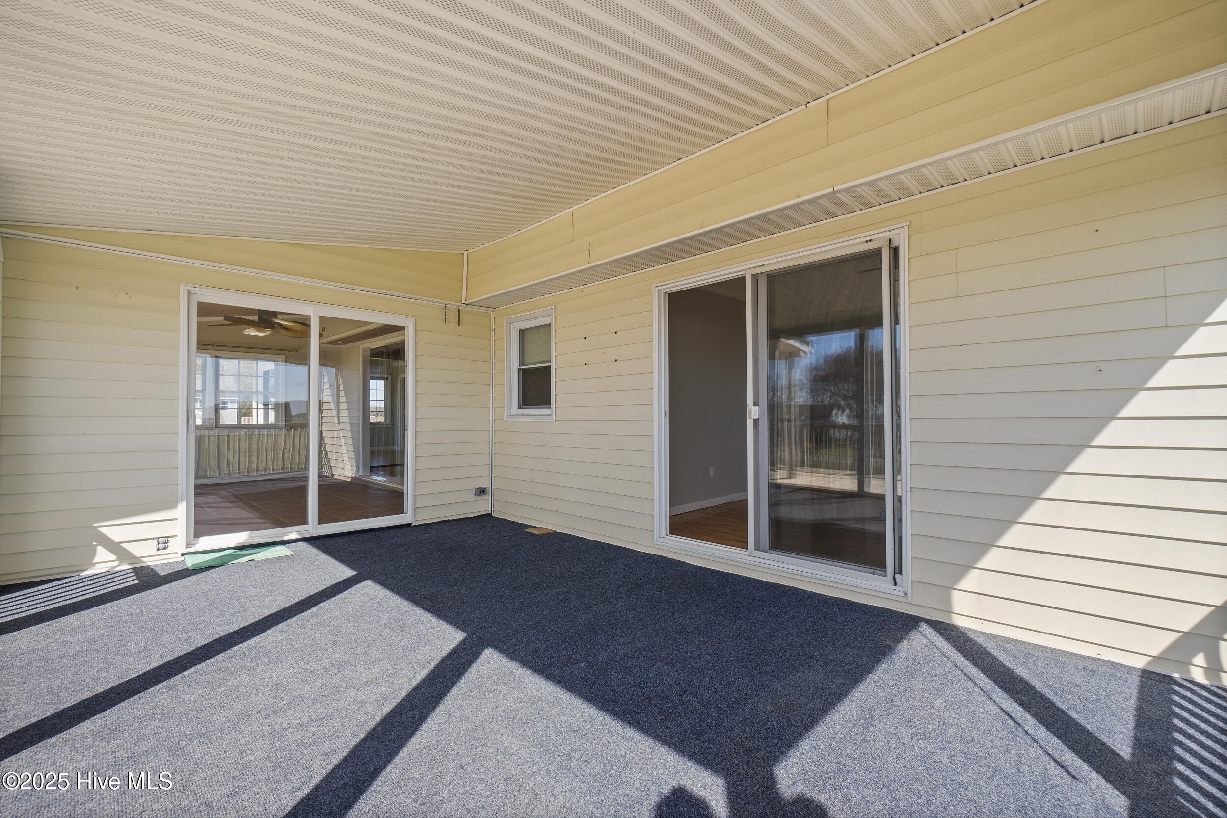 187 Soundside Drive Property Photo 33