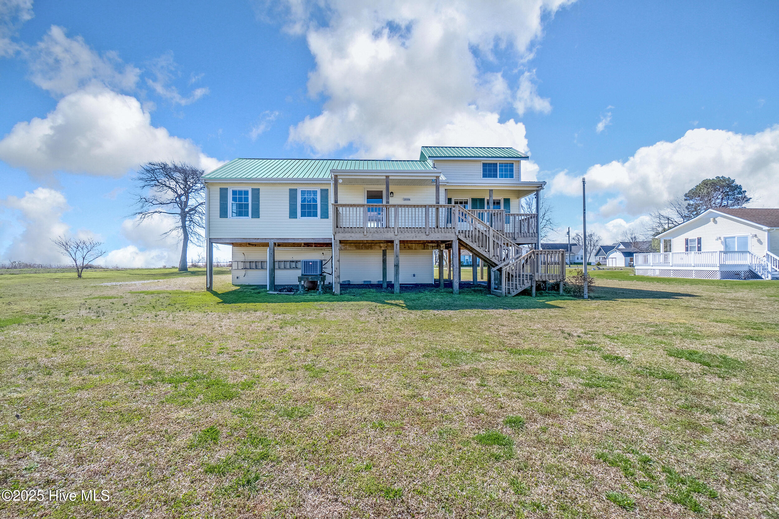 187 Soundside Drive Property Photo 41