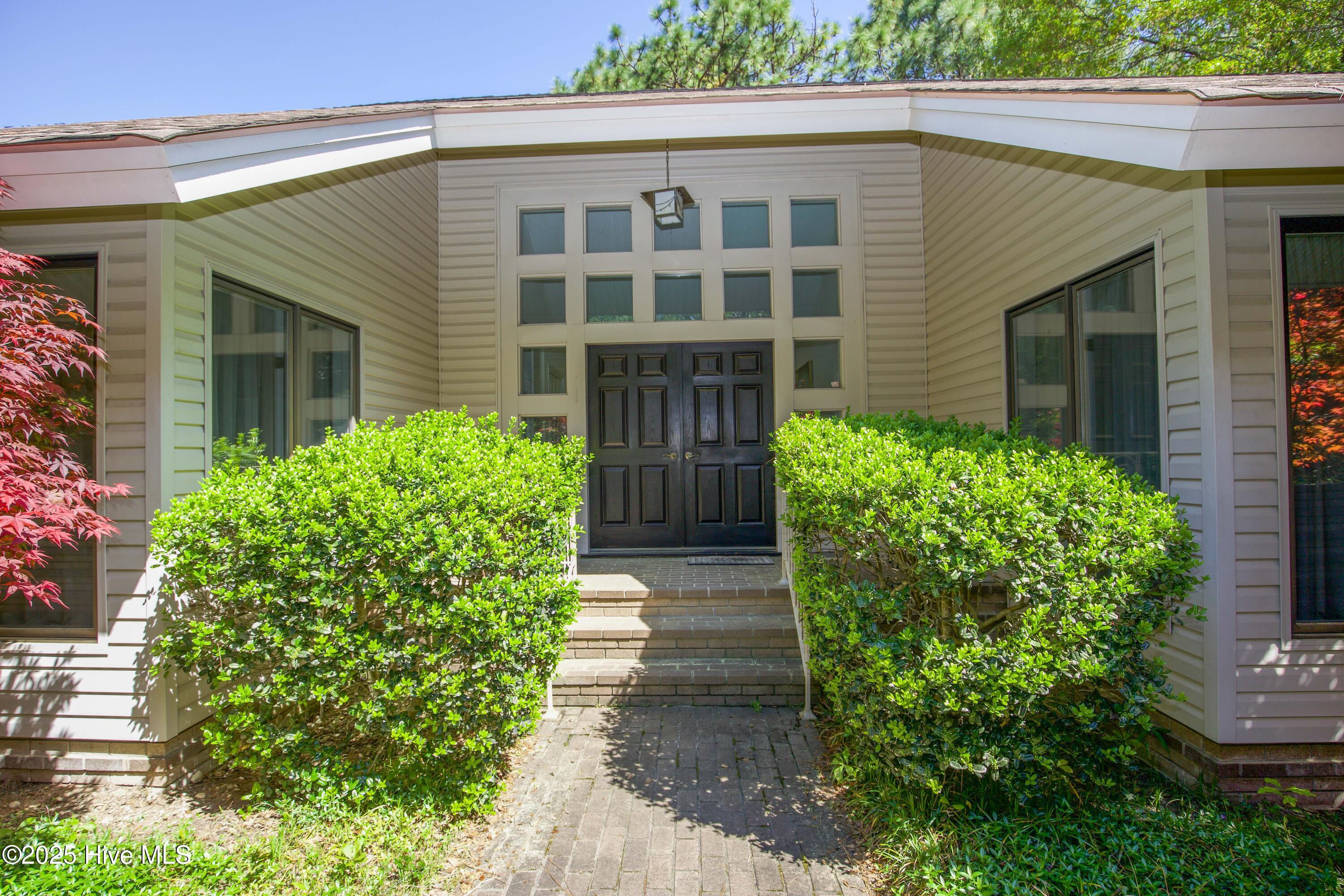 136 Lancashire Lane Property Photo