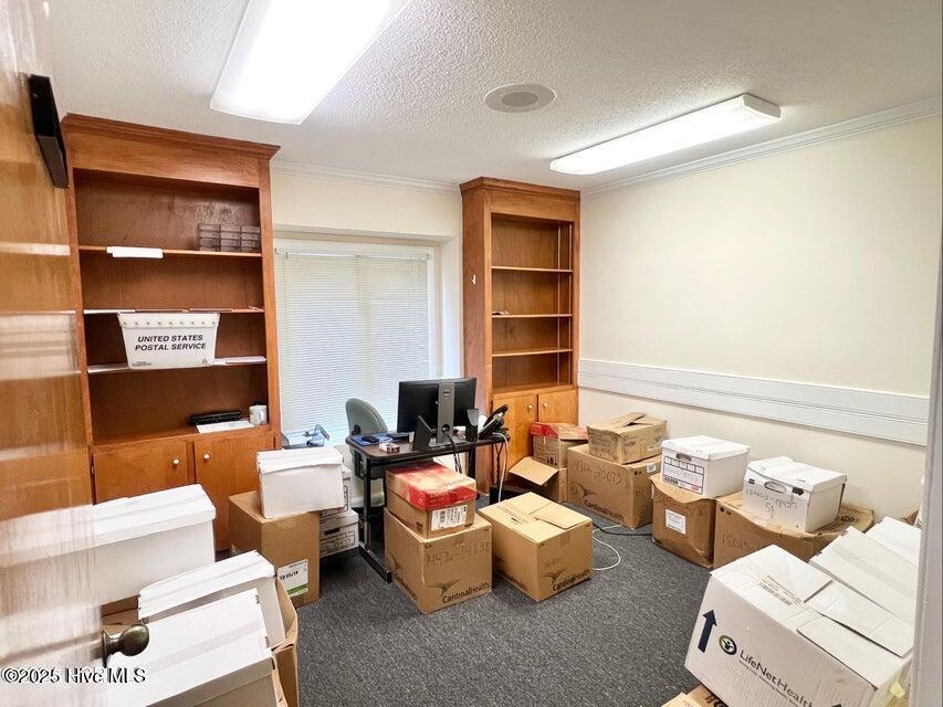 140 N Englewood Drive Property Photo 14