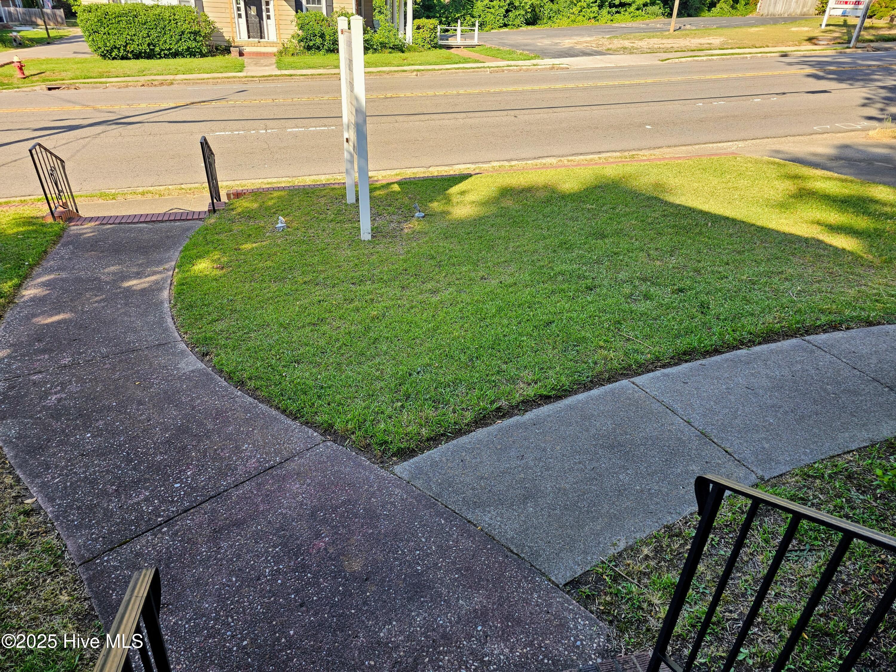 311 N Horner Boulevard Property Photo 3