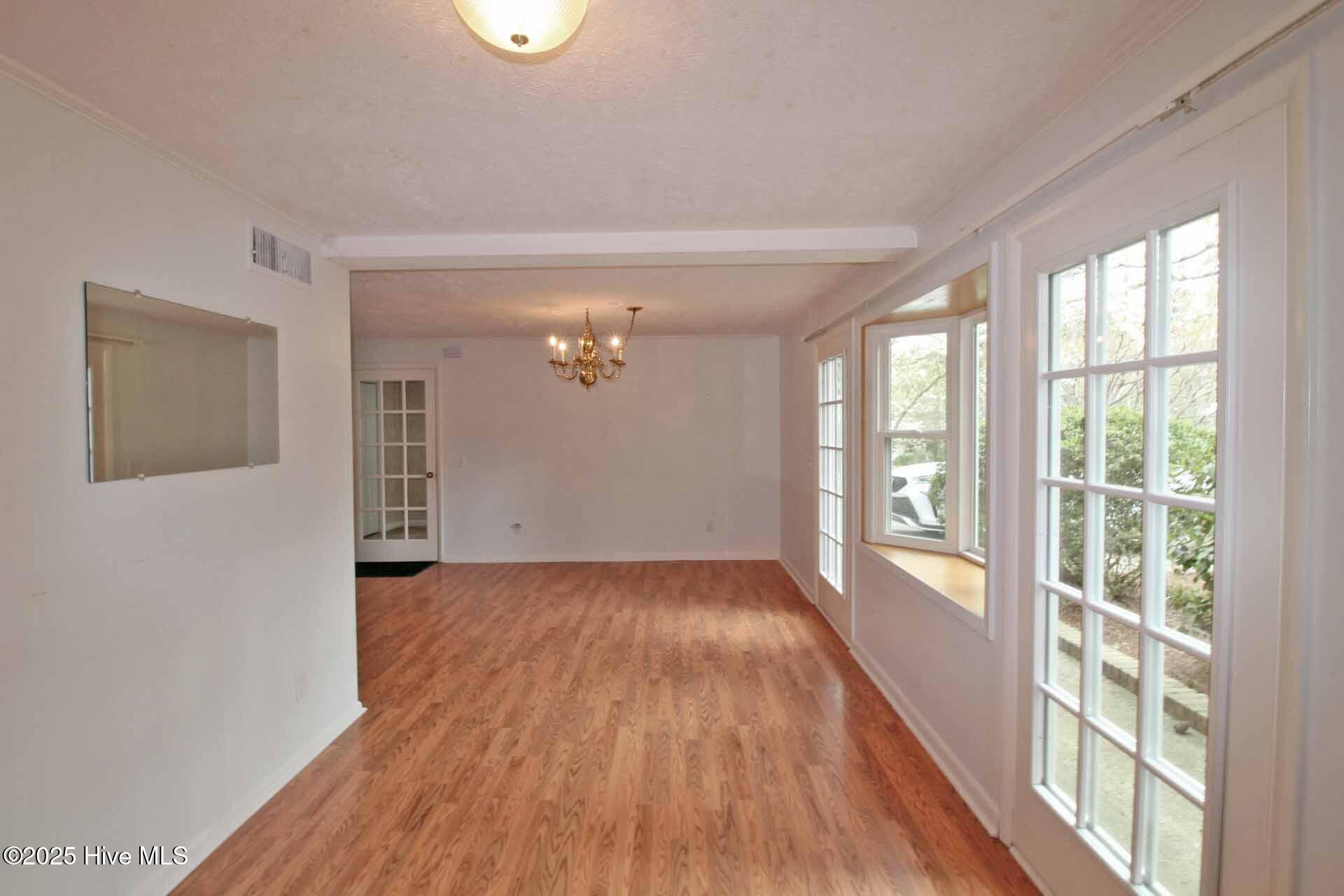 161 Lakeview Drive Property Photo 3