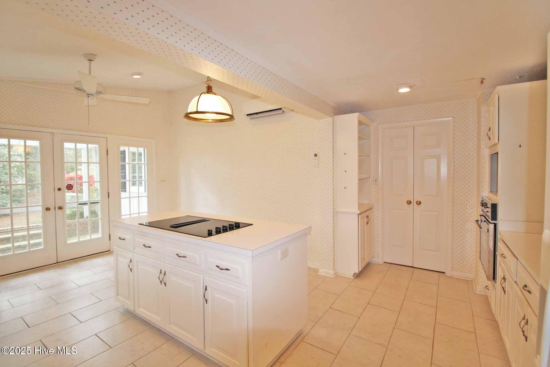 161 Lakeview Drive Property Photo 9