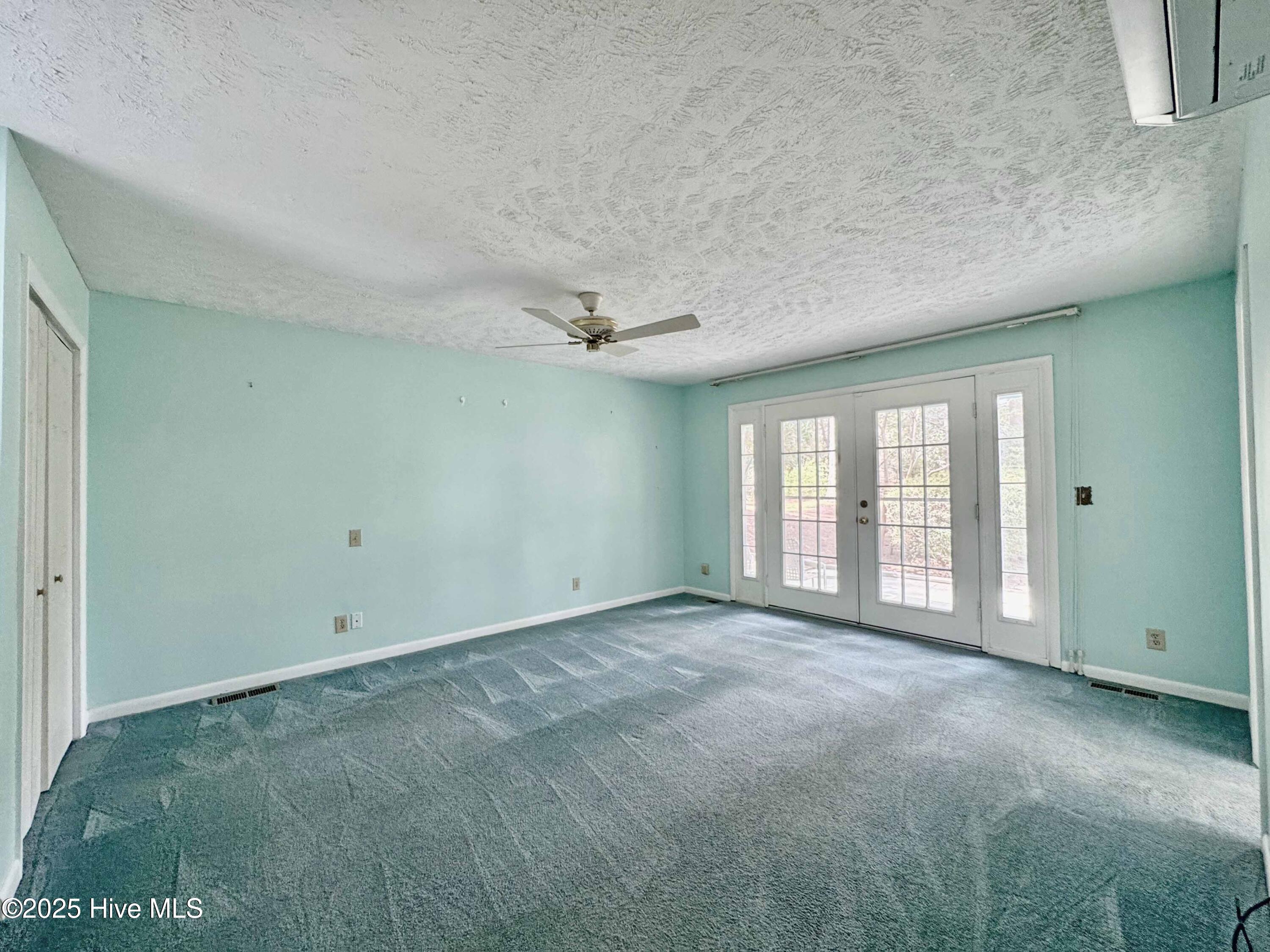 161 Lakeview Drive Property Photo 11