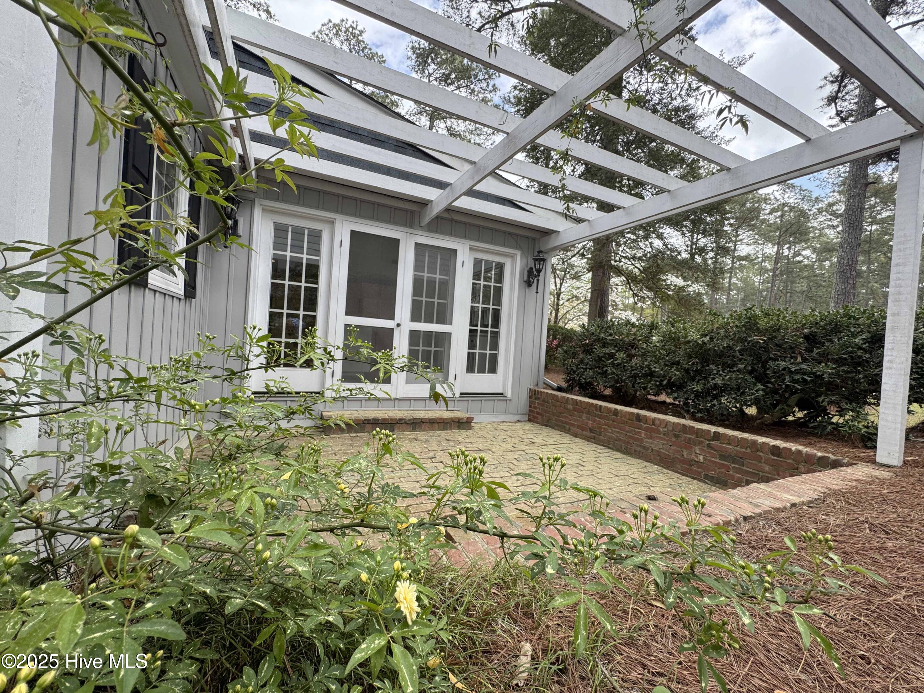 161 Lakeview Drive Property Photo 14