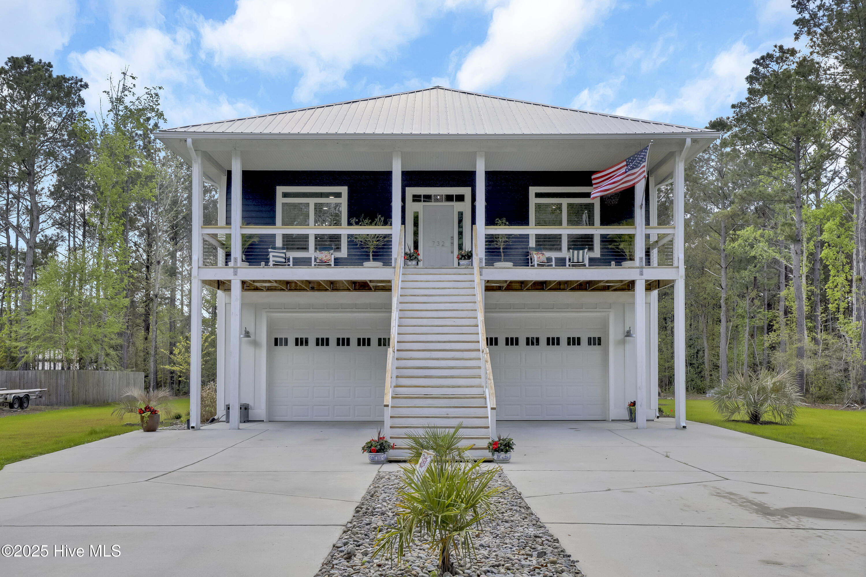 732 Avila Avenue Property Photo