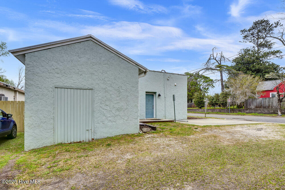 2020 Princess Place Drive Property Photo 6