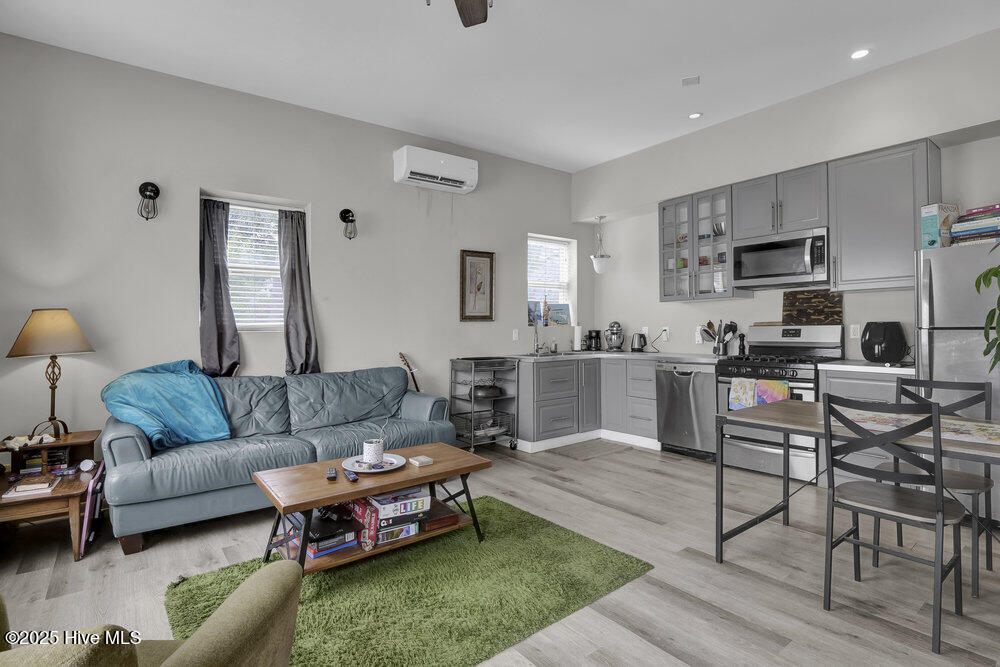2020 Princess Place Drive Property Photo 10